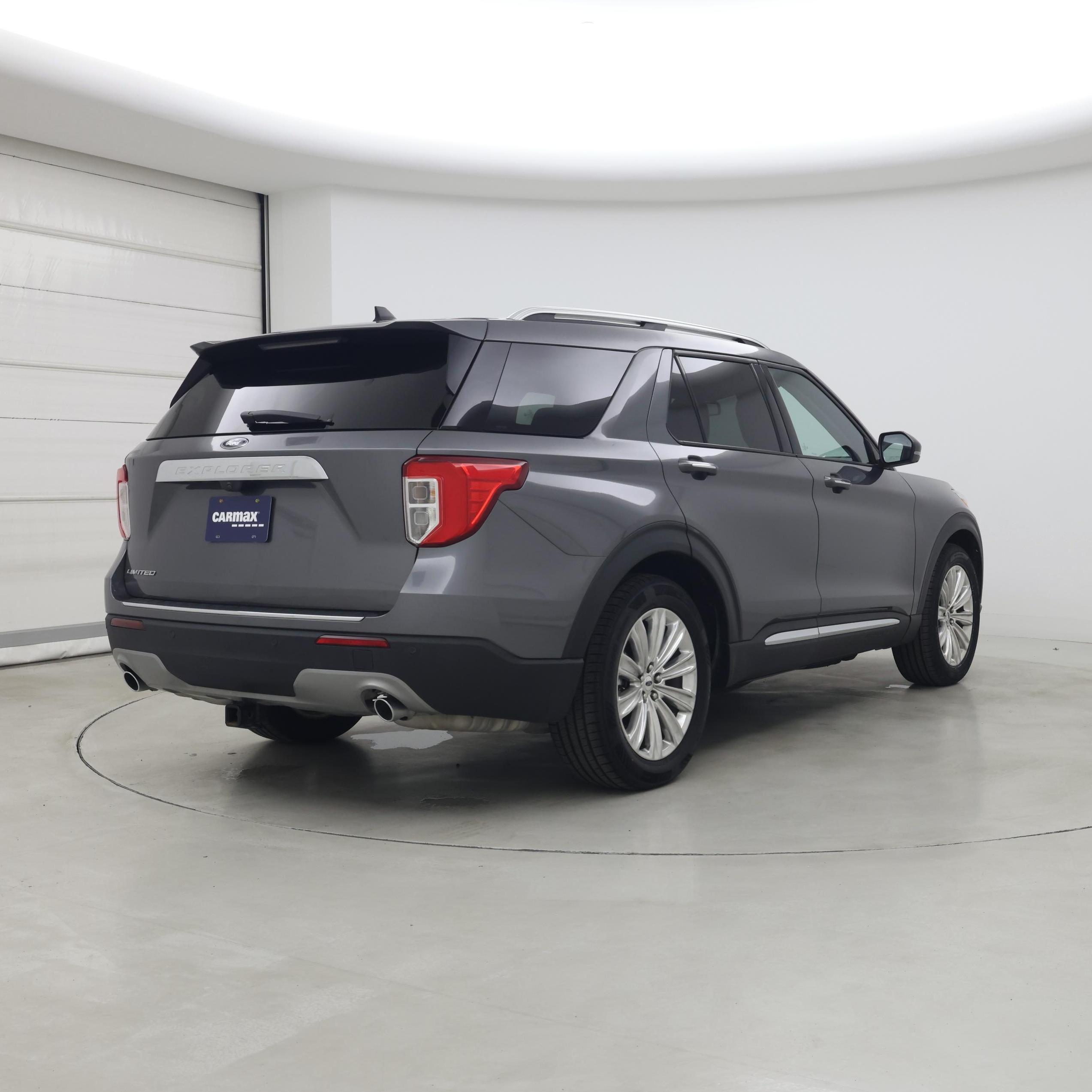 Thumbnail: 2023 Ford Explorer - 8