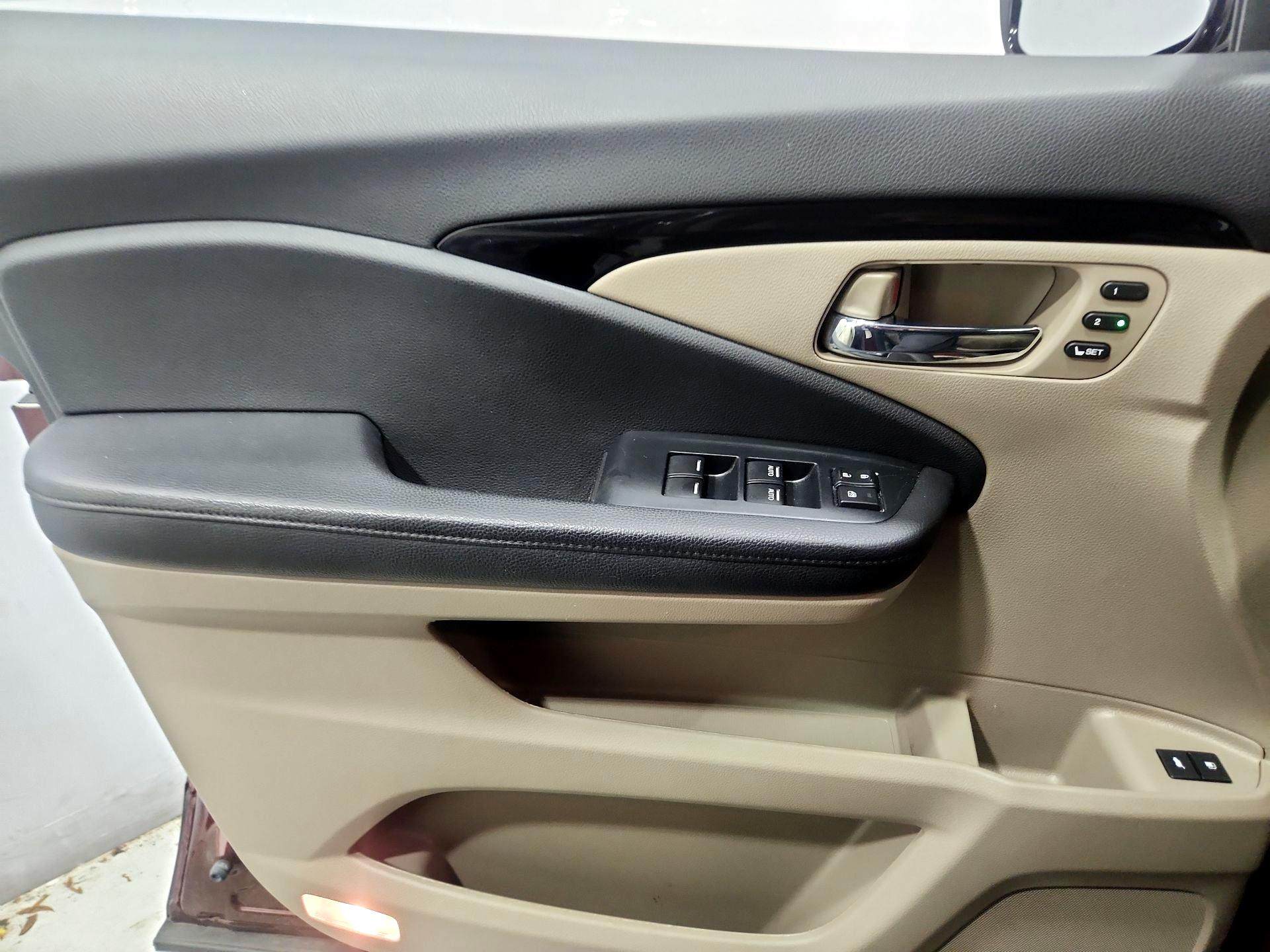 Thumbnail: 2022 Honda Pilot - 12