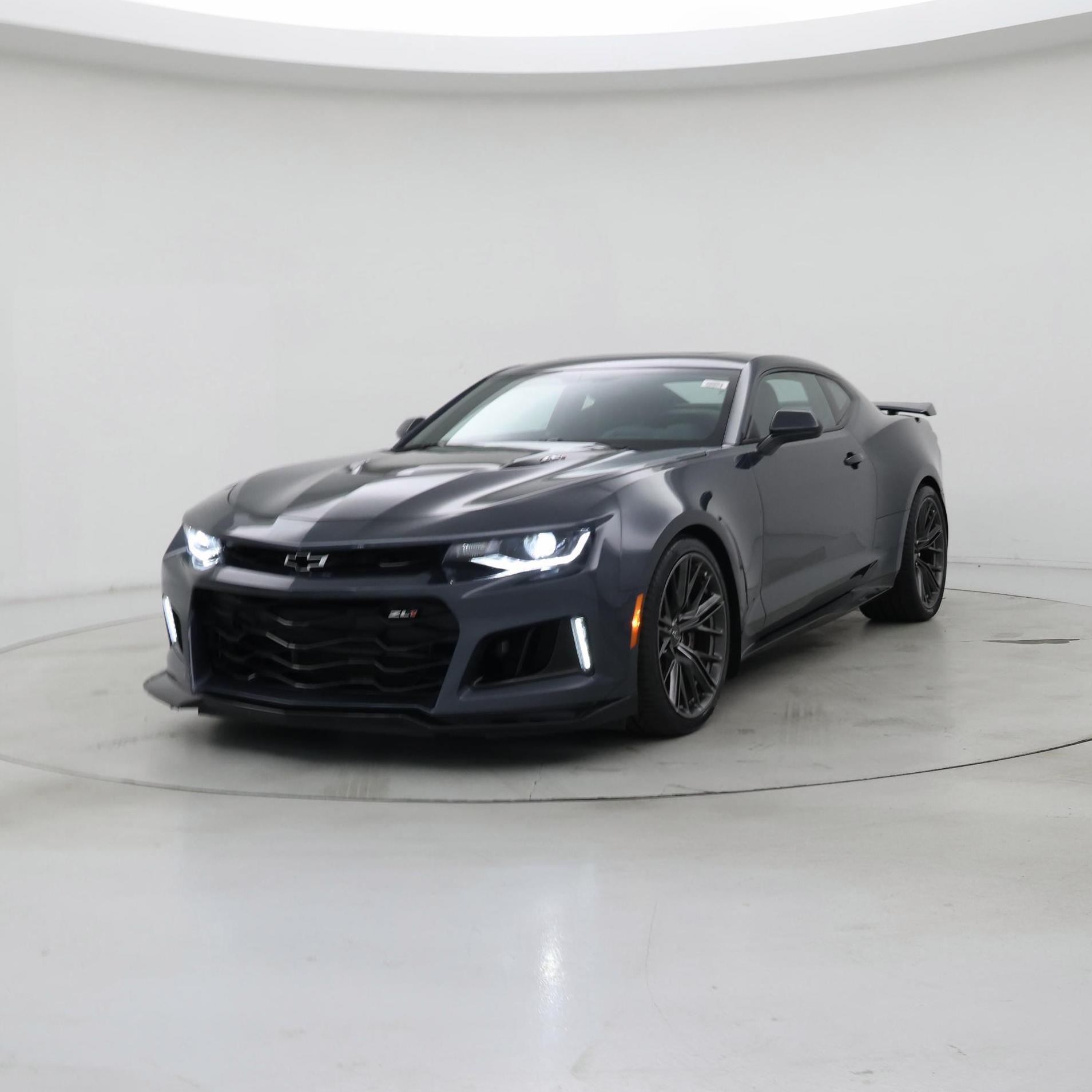 Thumbnail: 2021 Chevrolet Camaro - 4