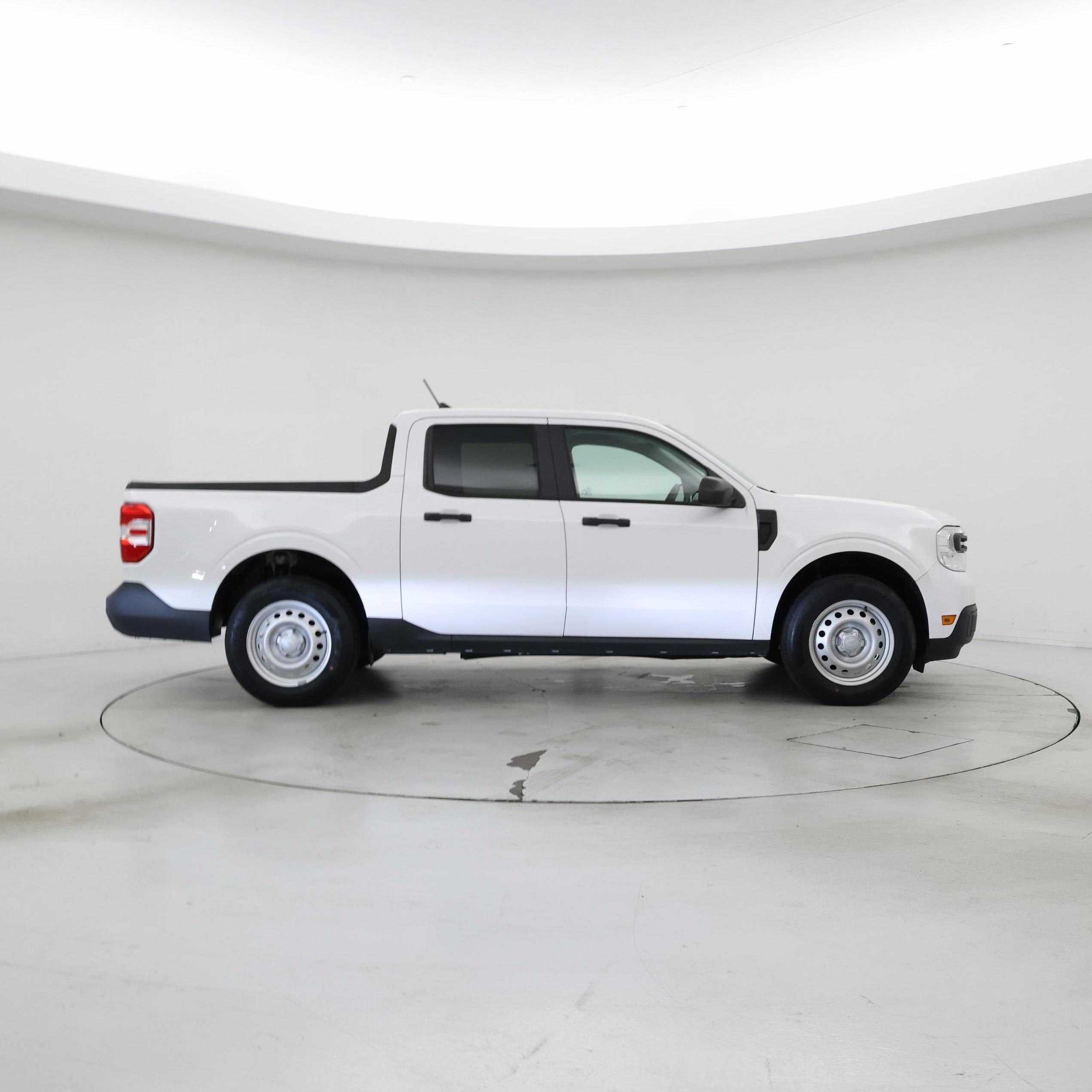 Thumbnail: 2022 Ford Maverick - 7