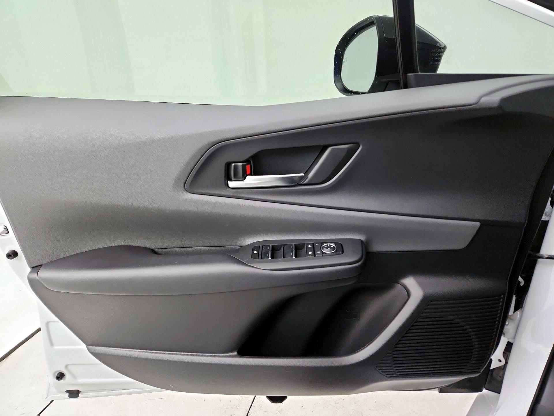 Thumbnail: 2024 Toyota Prius - 10