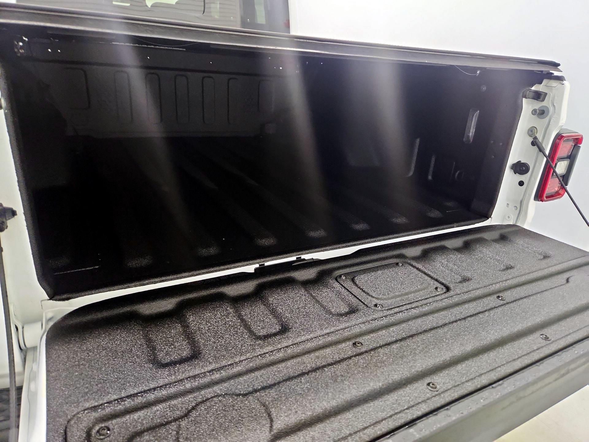 Thumbnail: 2025 Jeep Gladiator - 20