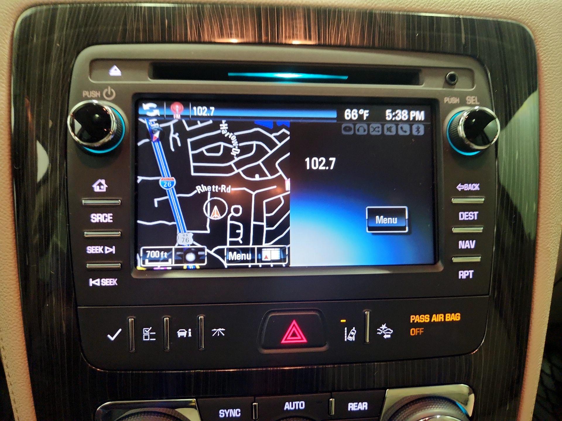 Thumbnail: 2015 Chevrolet Traverse - 14