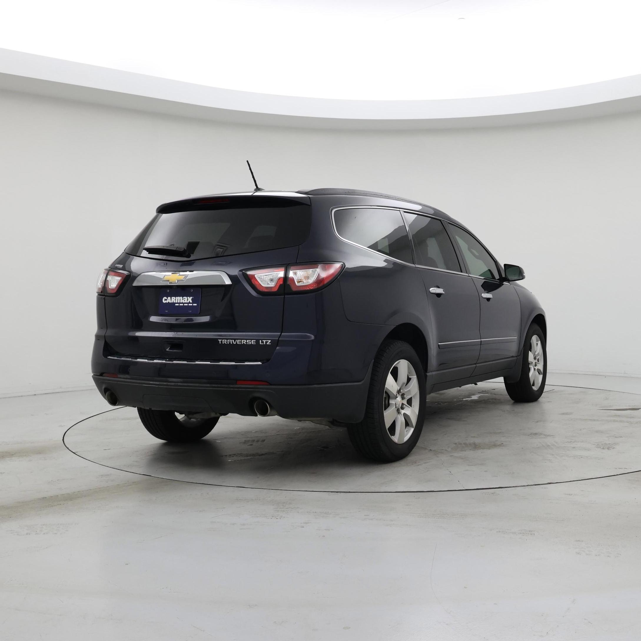 Thumbnail: 2015 Chevrolet Traverse - 8