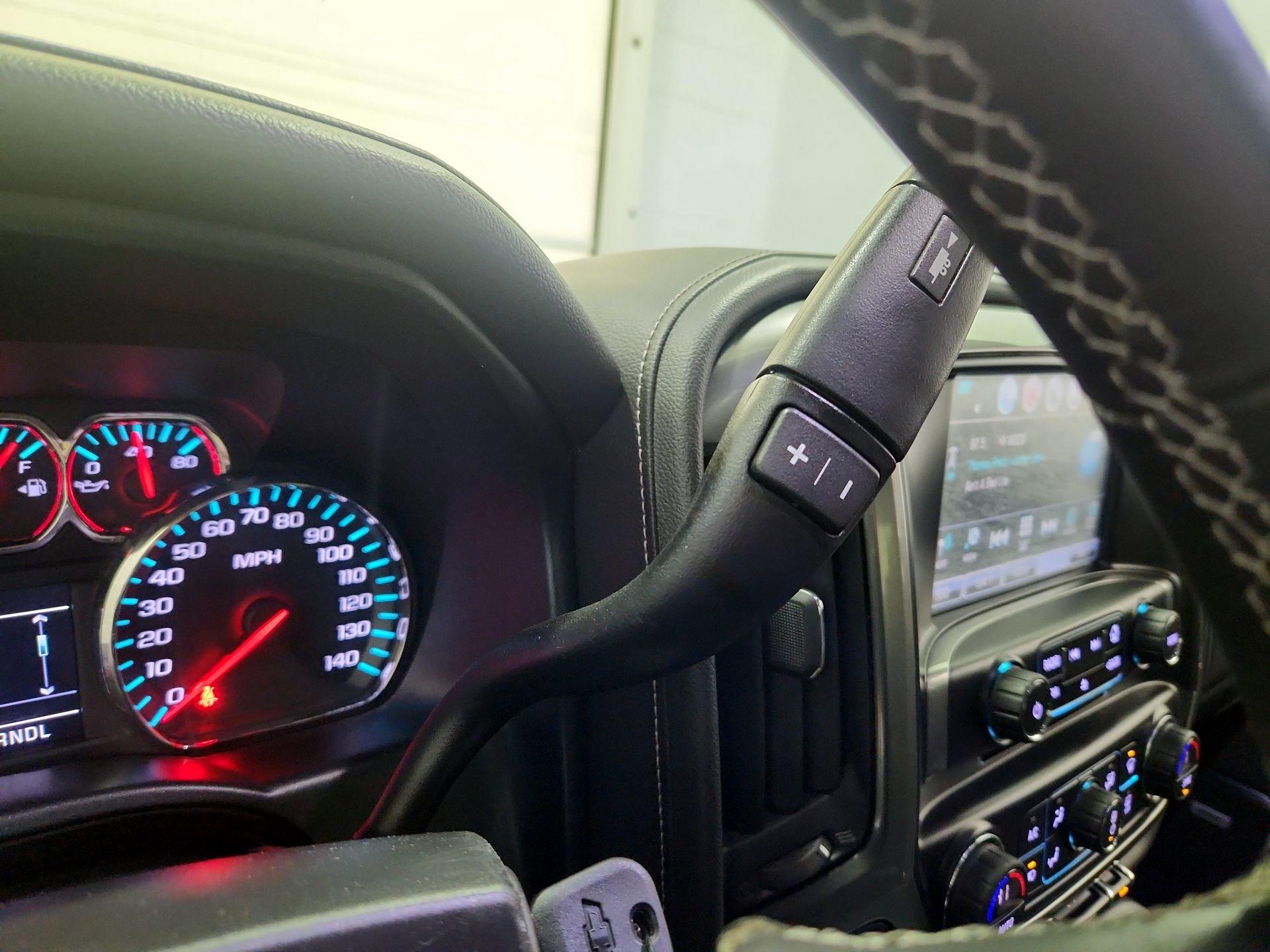 Thumbnail: 2018 Chevrolet Silverado 1500 - 17