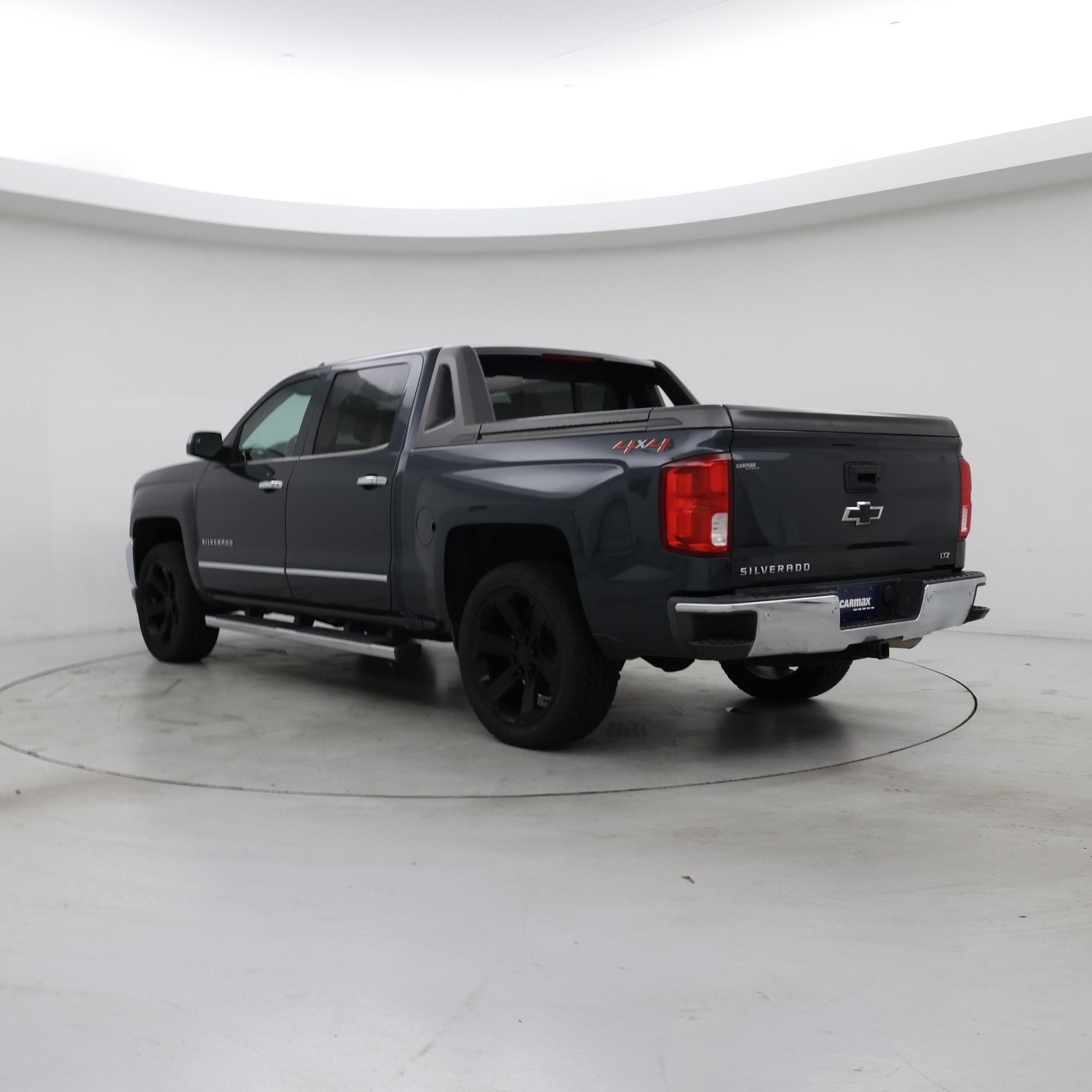 Thumbnail: 2018 Chevrolet Silverado 1500 - 2