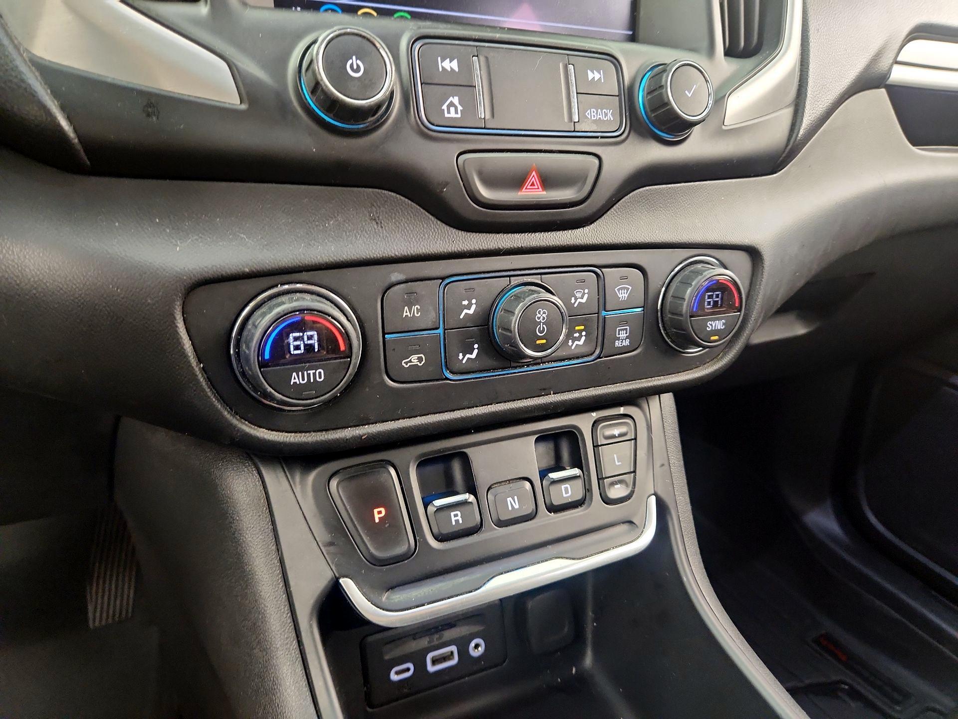 Thumbnail: 2020 GMC Terrain - 16