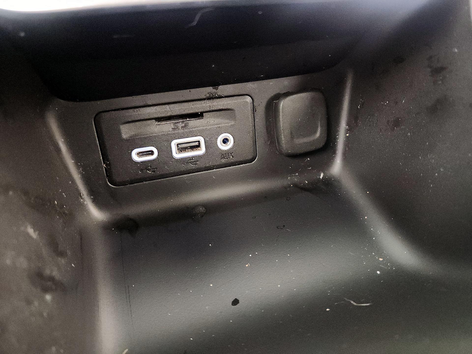 Thumbnail: 2020 GMC Terrain - 18