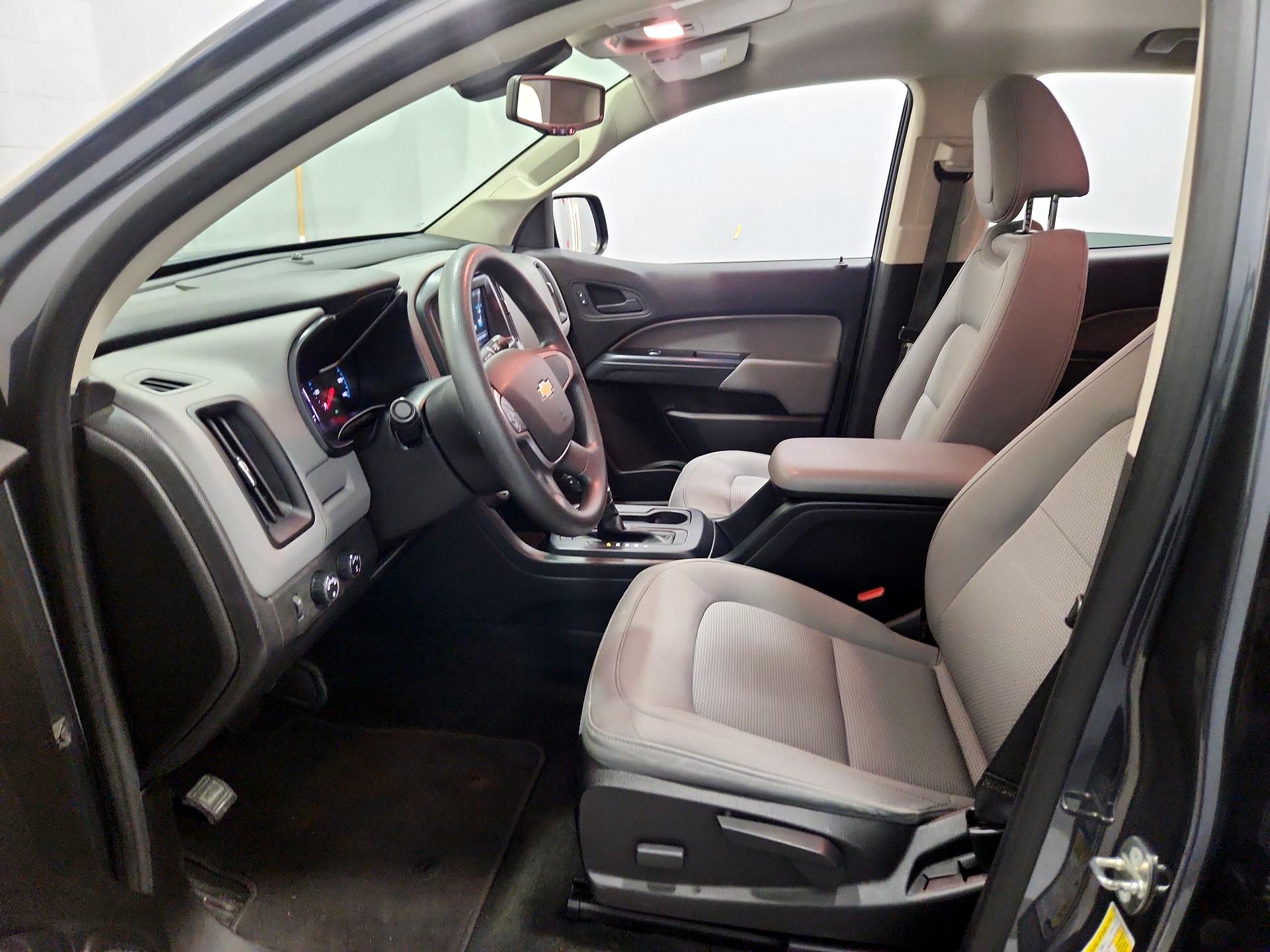 Thumbnail: 2017 Chevrolet Colorado - 11