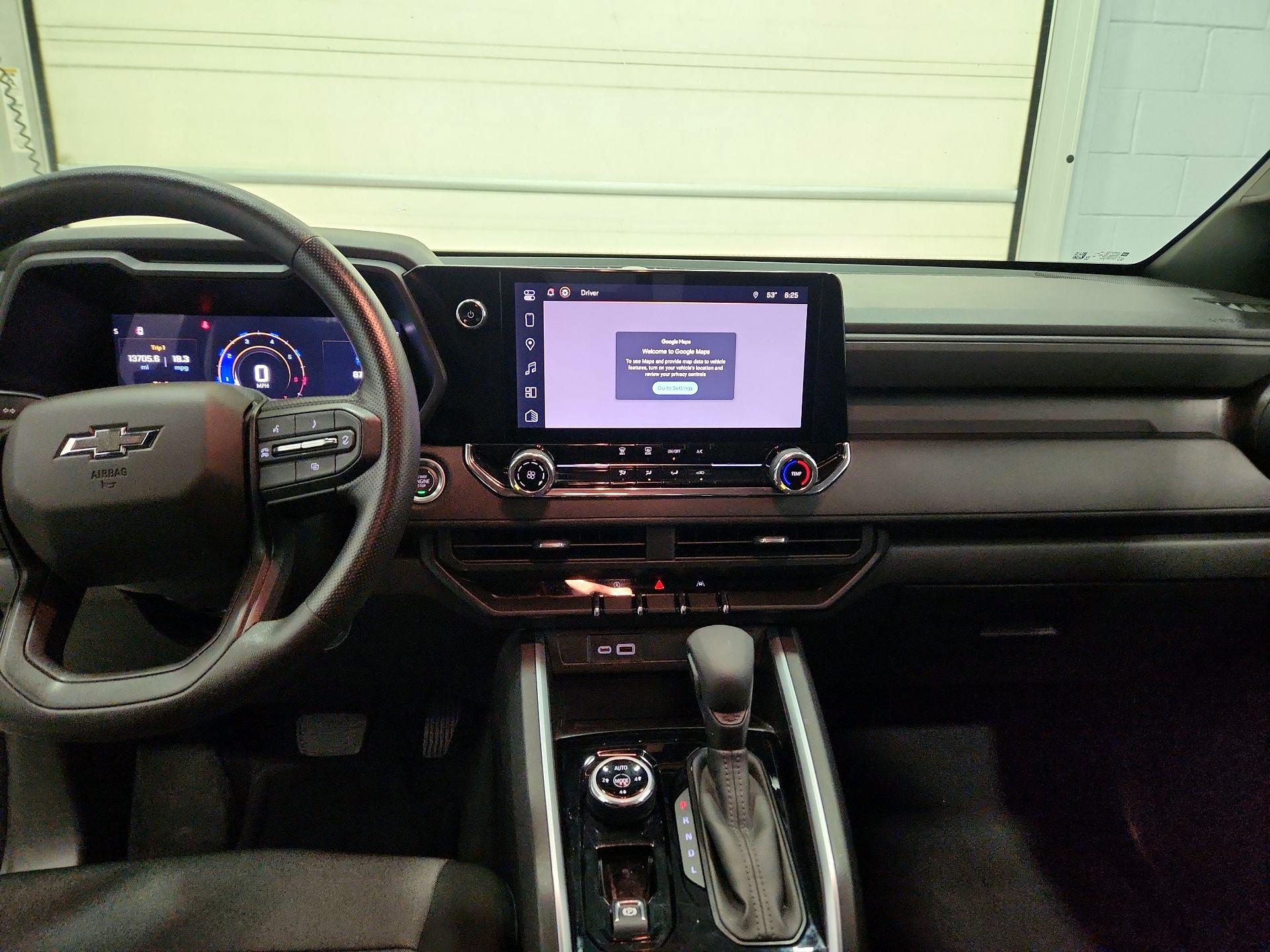 Thumbnail: 2024 Chevrolet Colorado - 9