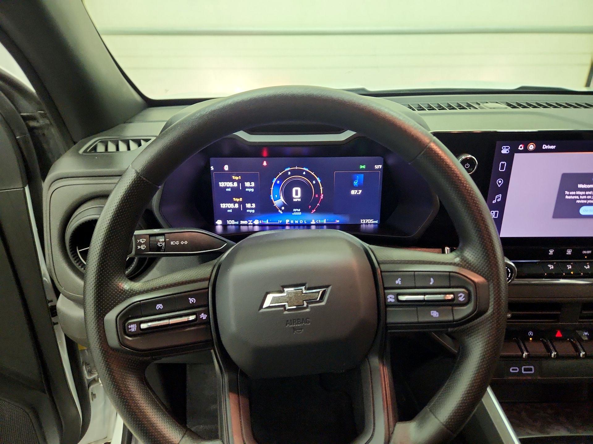 Thumbnail: 2024 Chevrolet Colorado - 10