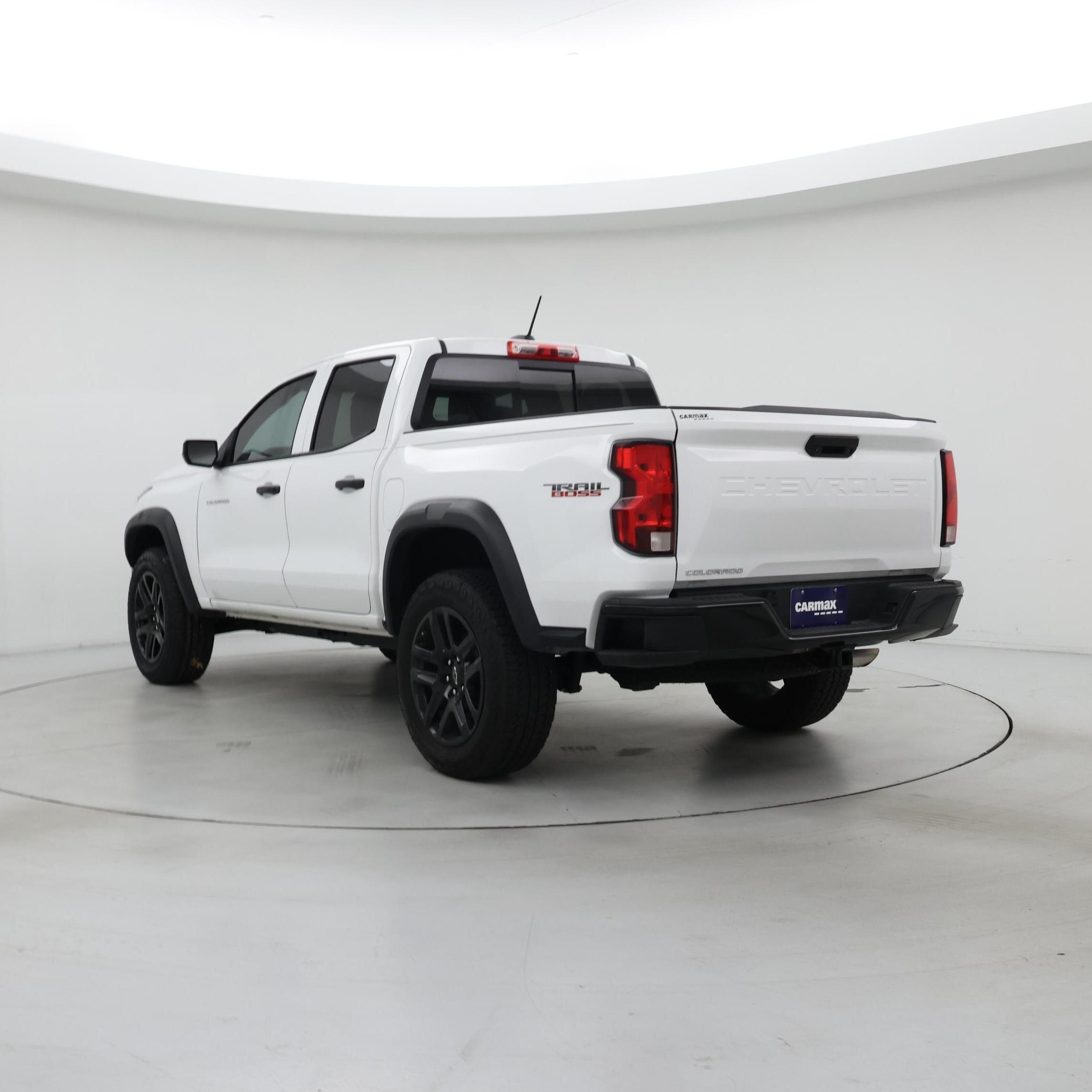 Thumbnail: 2024 Chevrolet Colorado - 2