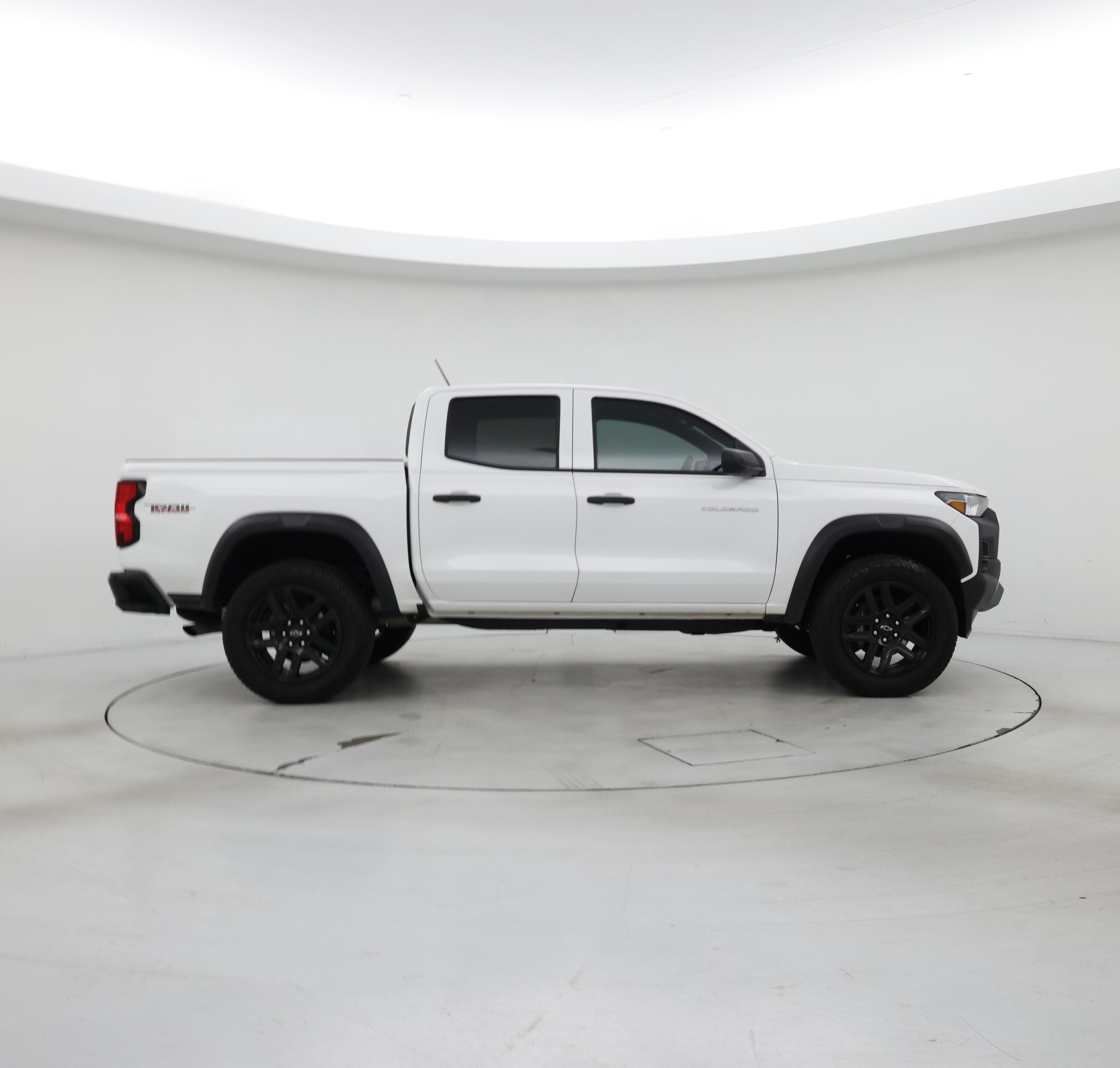 Thumbnail: 2024 Chevrolet Colorado - 7