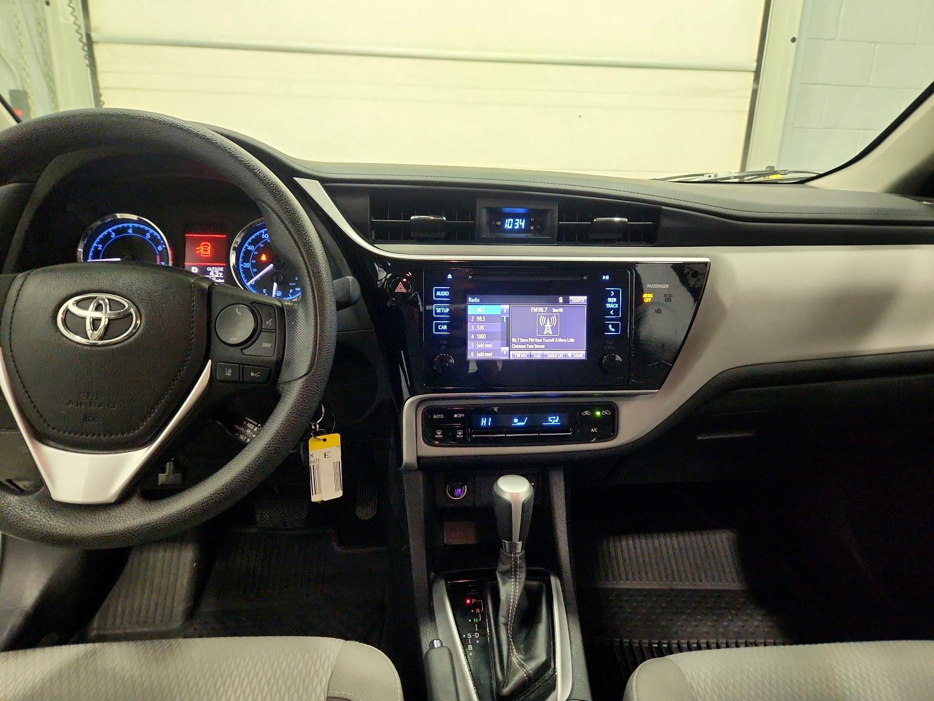 Thumbnail: 2017 Toyota Corolla - 9