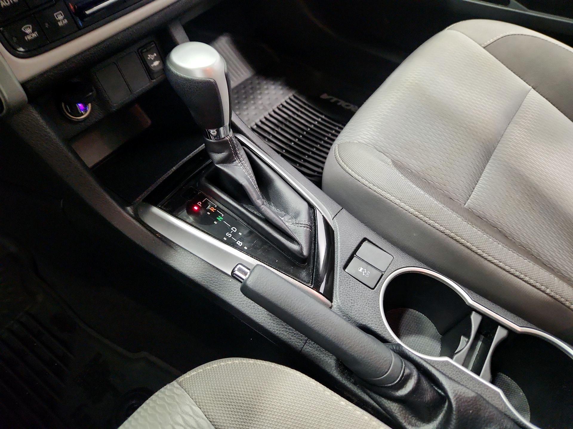 Thumbnail: 2017 Toyota Corolla - 17