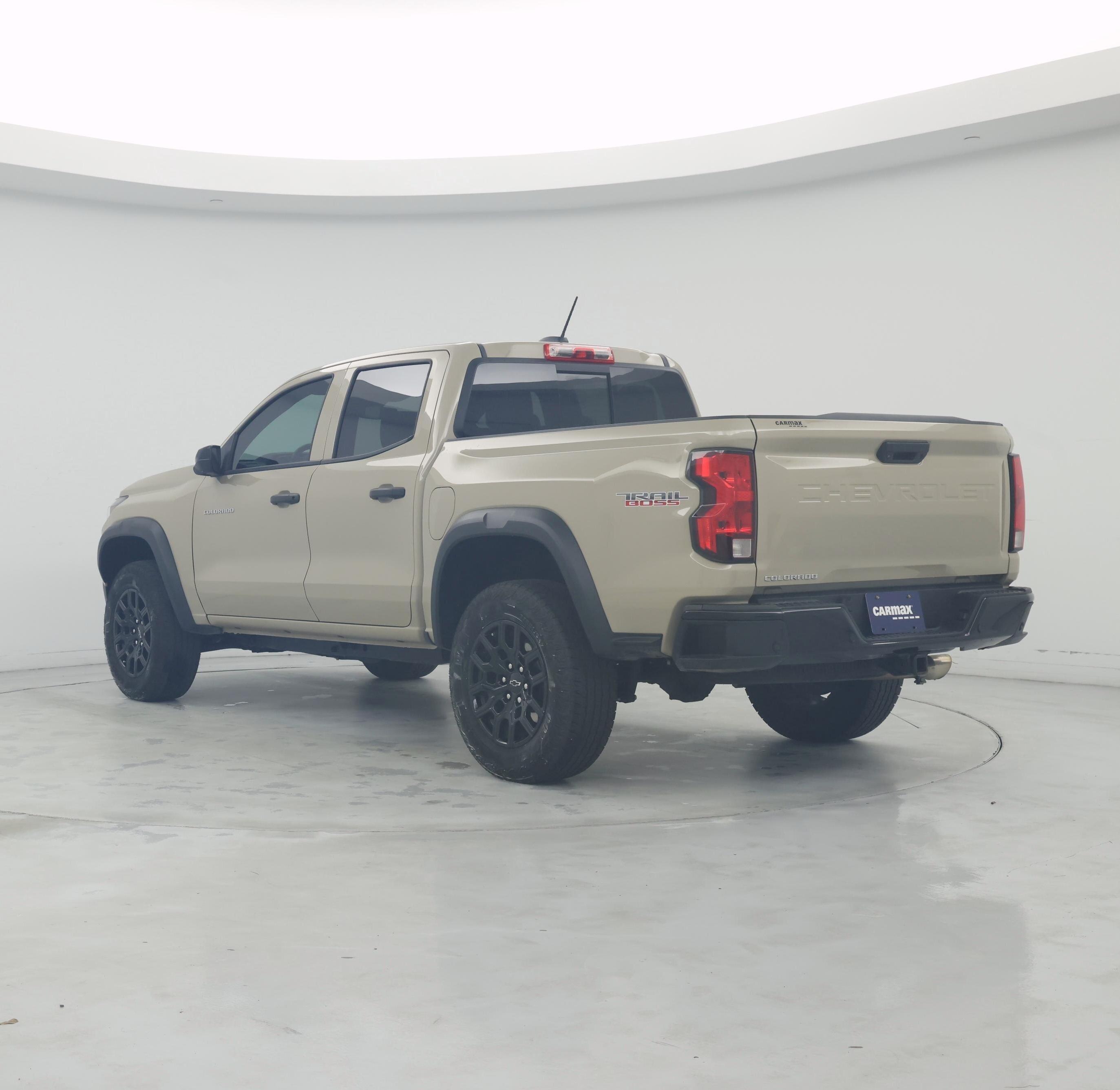 Thumbnail: 2024 Chevrolet Colorado - 2