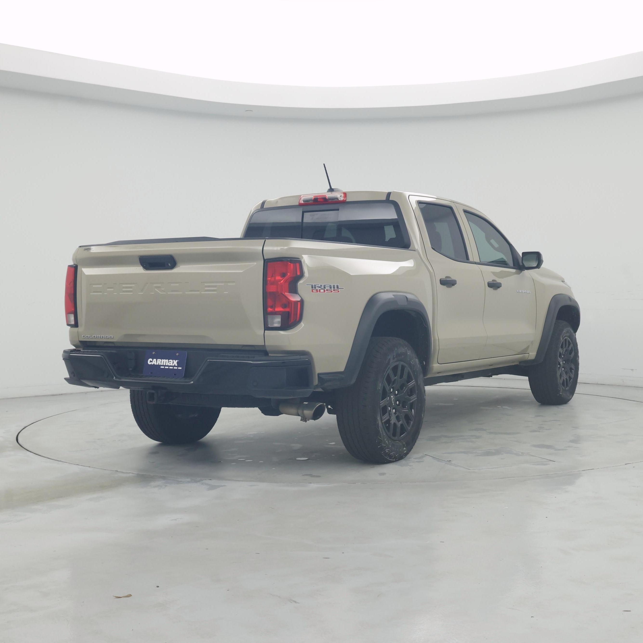 Thumbnail: 2024 Chevrolet Colorado - 8