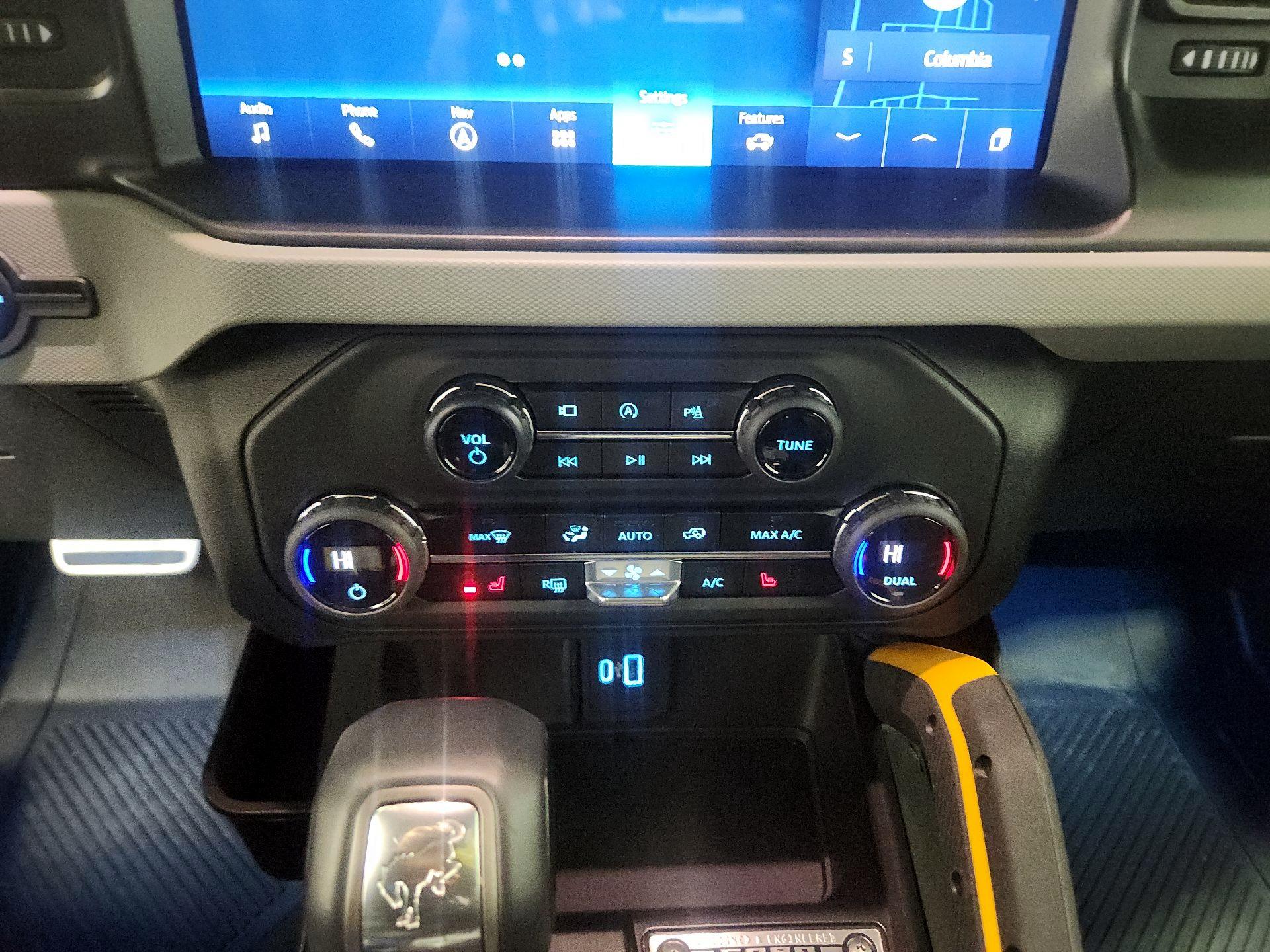 Thumbnail: 2023 Ford Bronco - 16