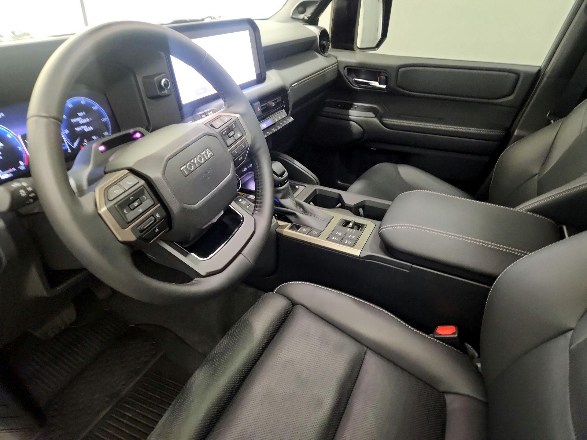 Thumbnail: 2025 Toyota Land Cruiser - 11