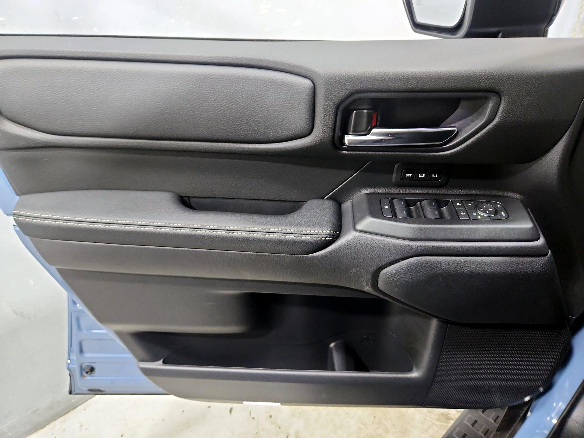 Thumbnail: 2025 Toyota Land Cruiser - 12