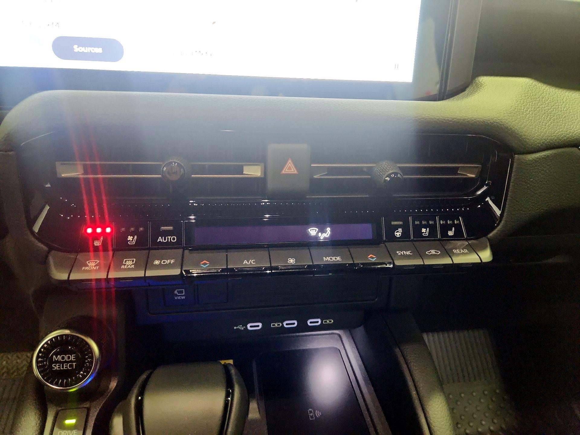 Thumbnail: 2025 Toyota Land Cruiser - 16