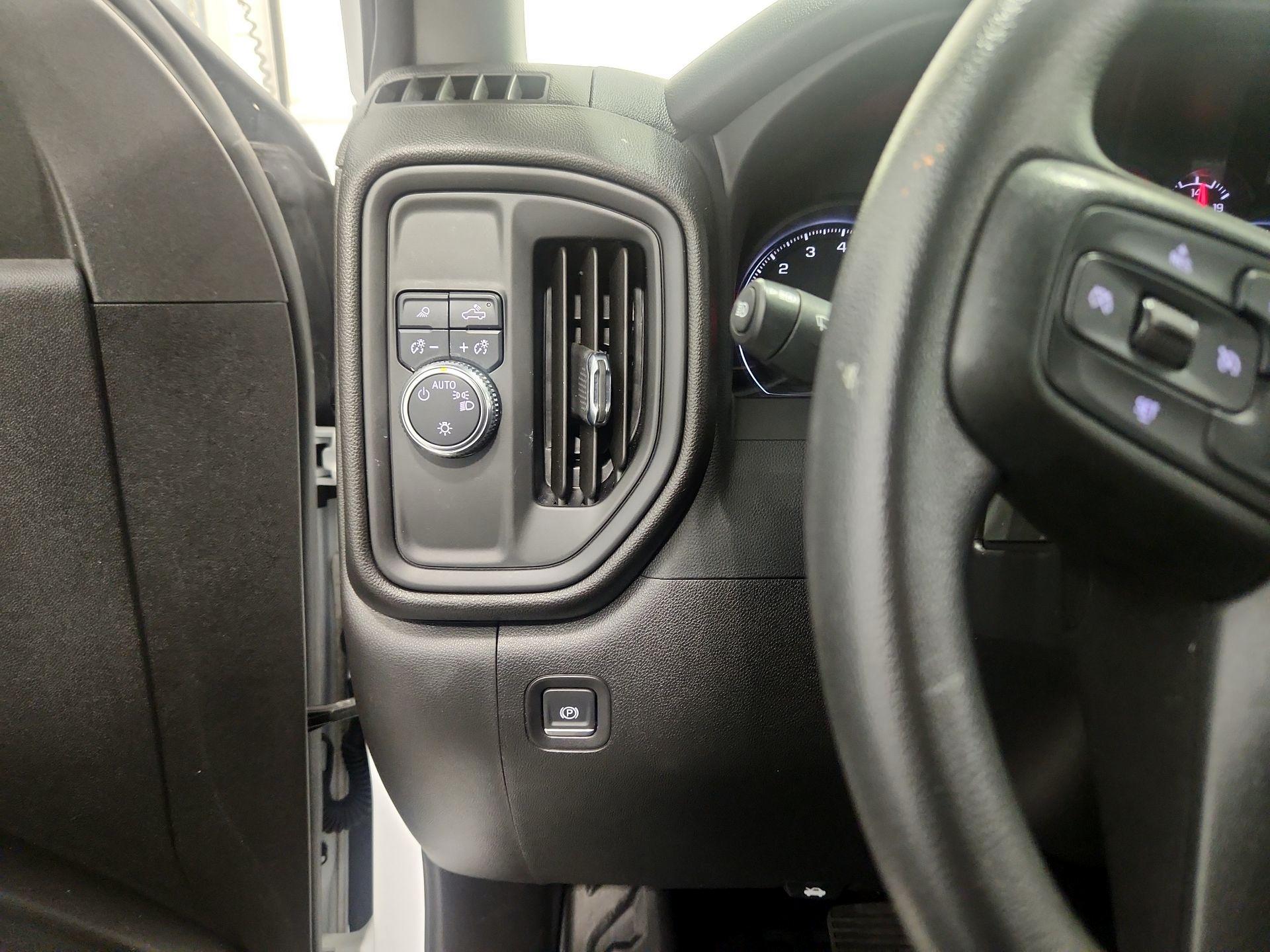 Thumbnail: 2024 GMC Sierra 1500 - 13