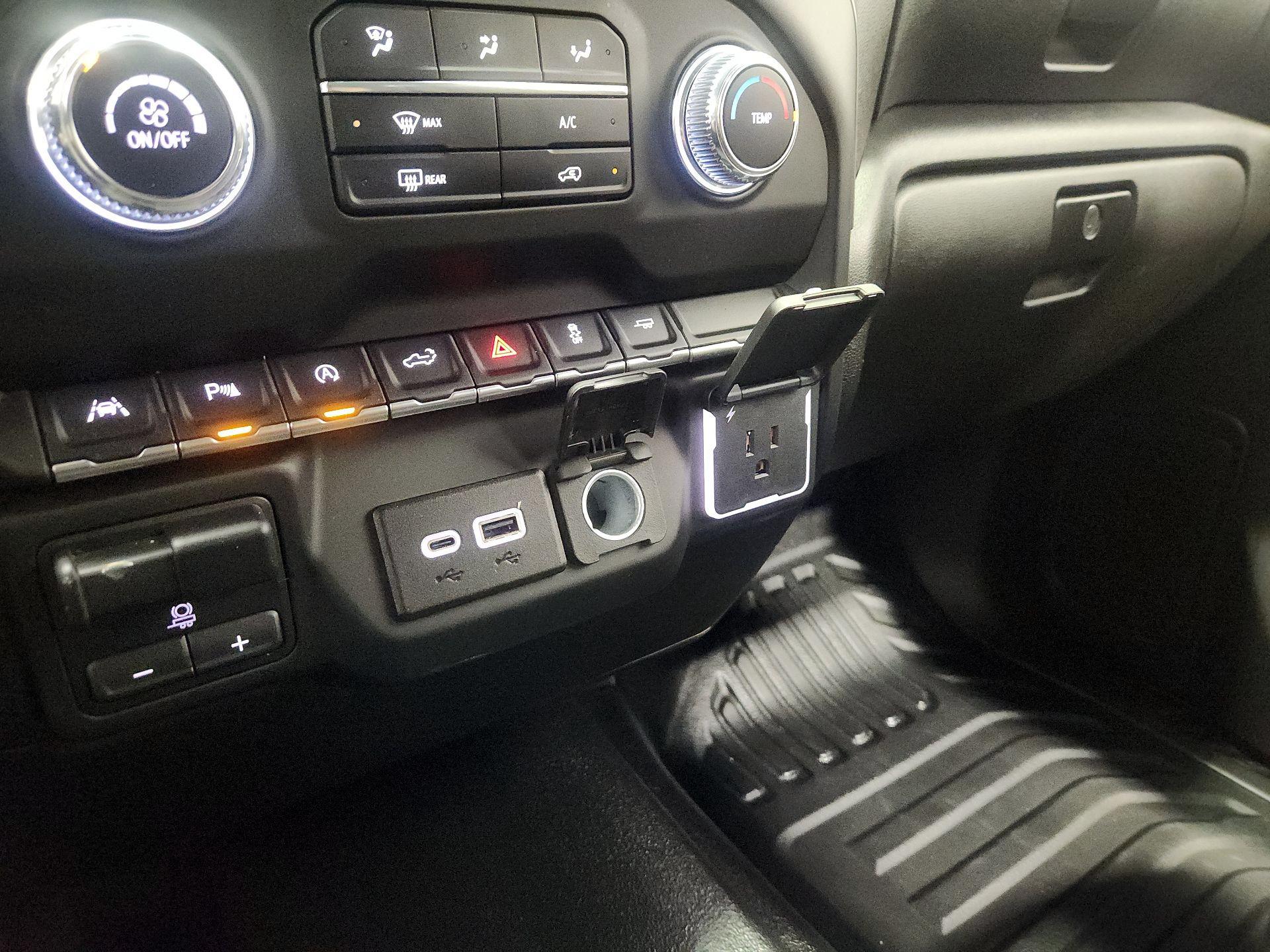 Thumbnail: 2024 GMC Sierra 1500 - 18