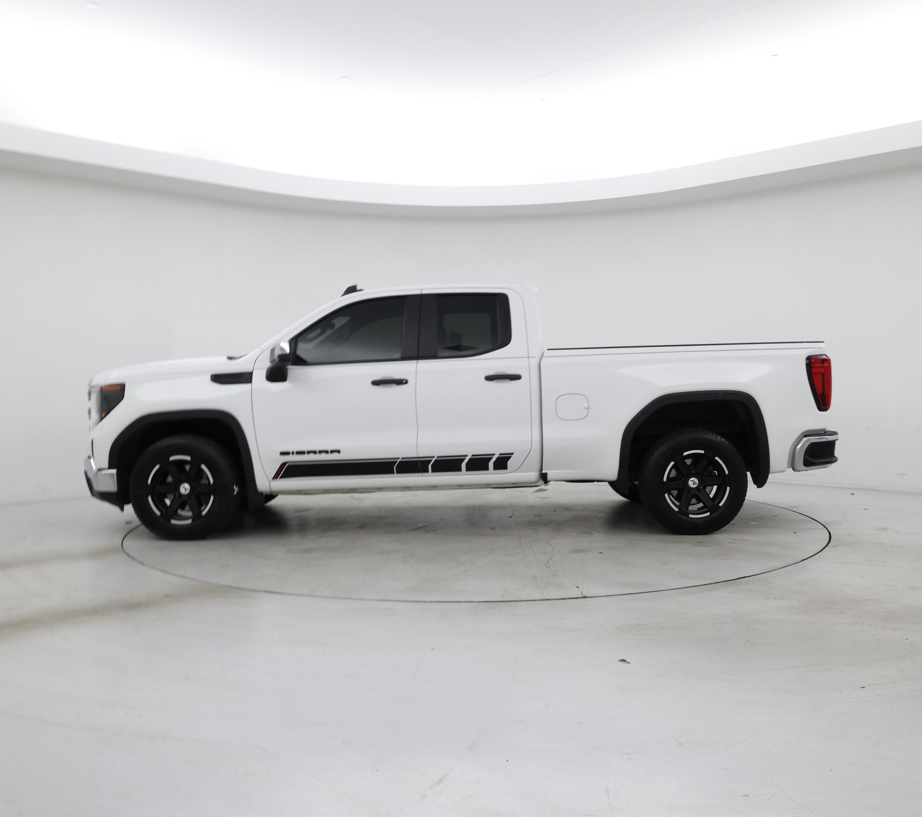 Thumbnail: 2024 GMC Sierra 1500 - 3