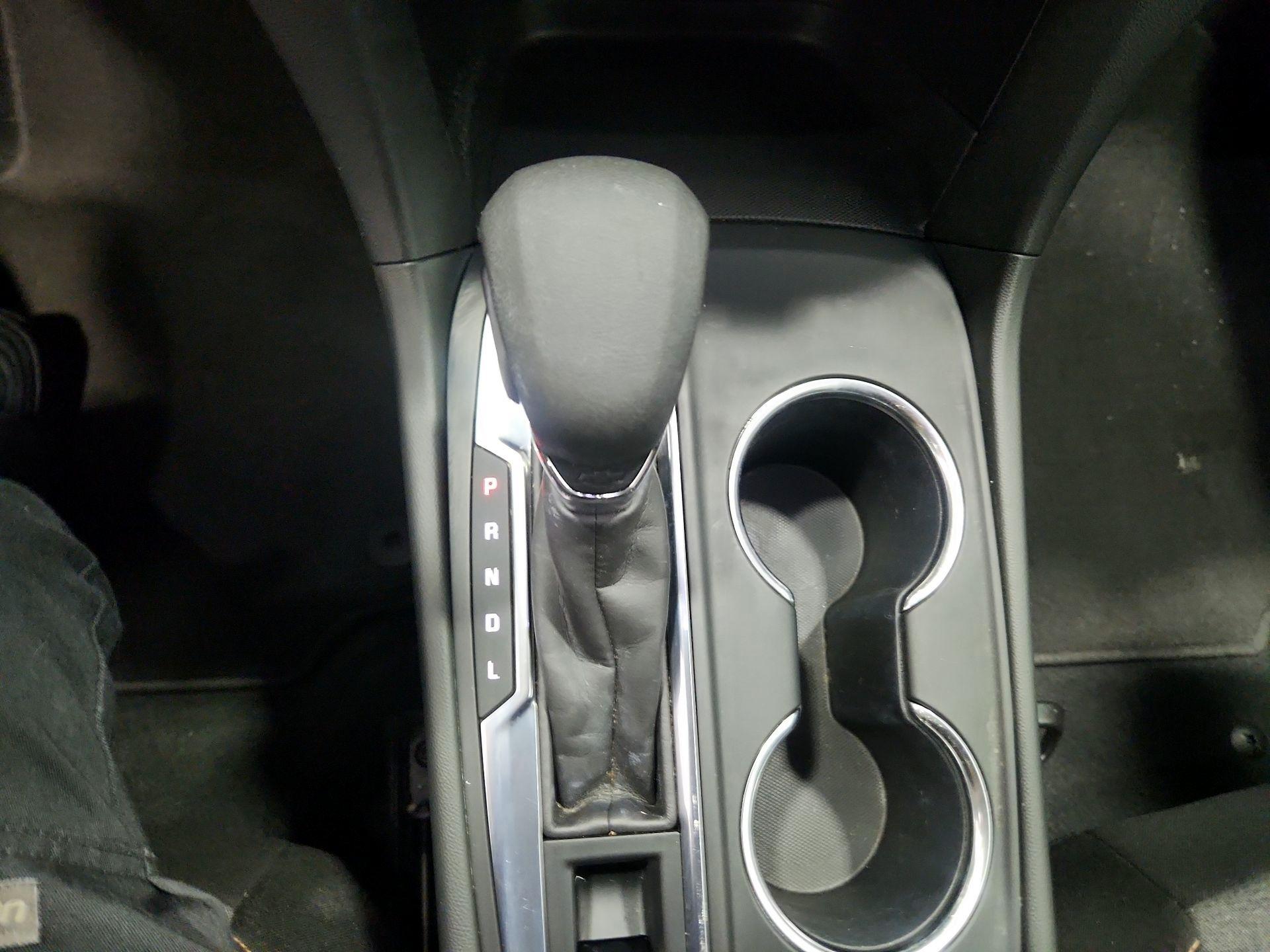 Thumbnail: 2022 Chevrolet Equinox - 17