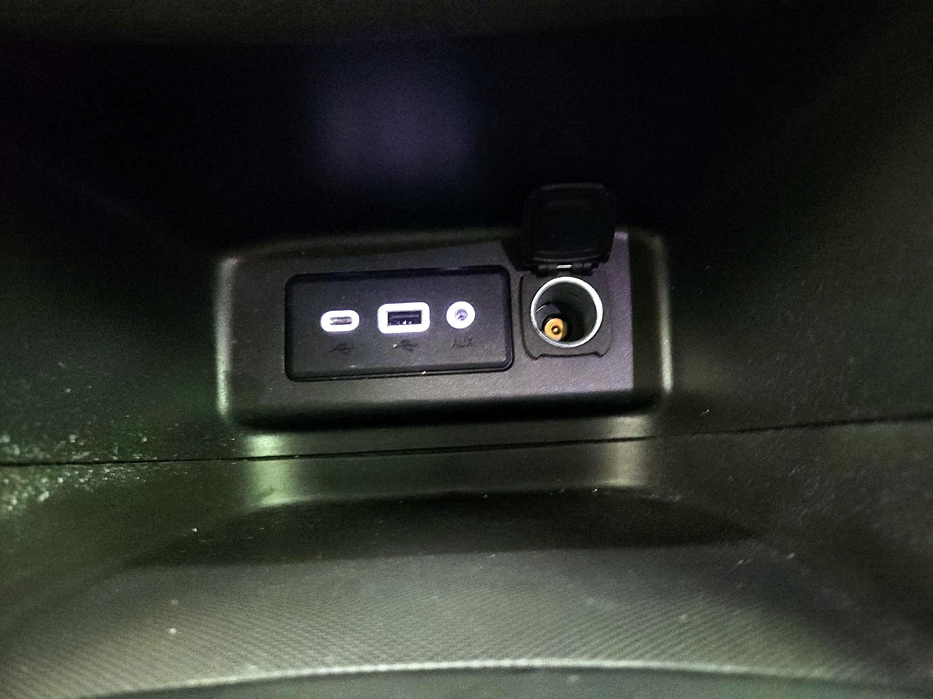 Thumbnail: 2022 Chevrolet Equinox - 18