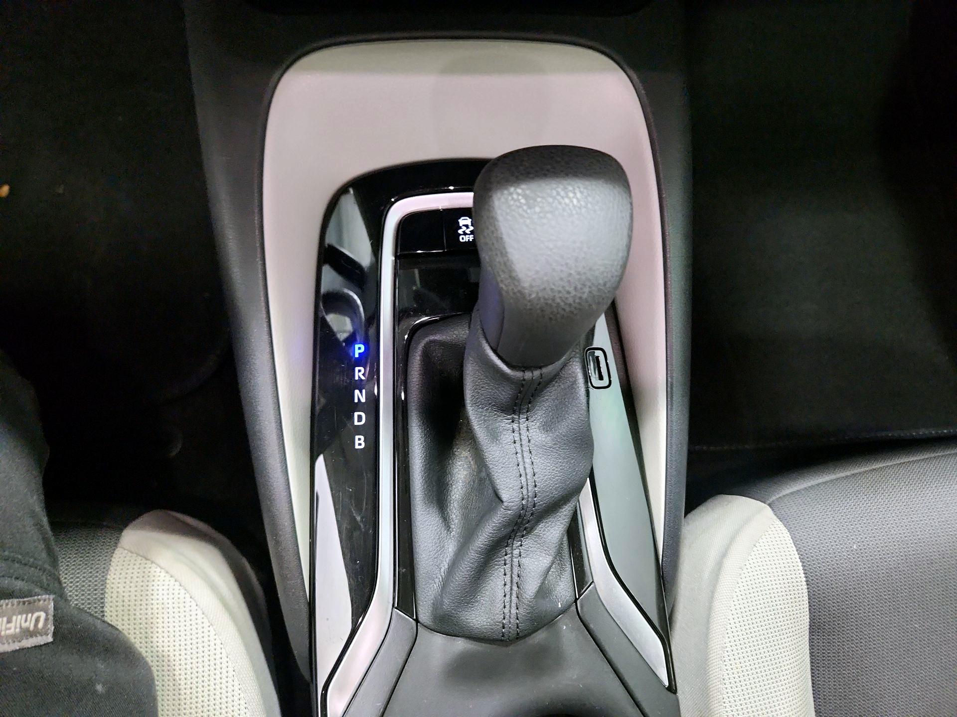 Thumbnail: 2025 Toyota Corolla - 17