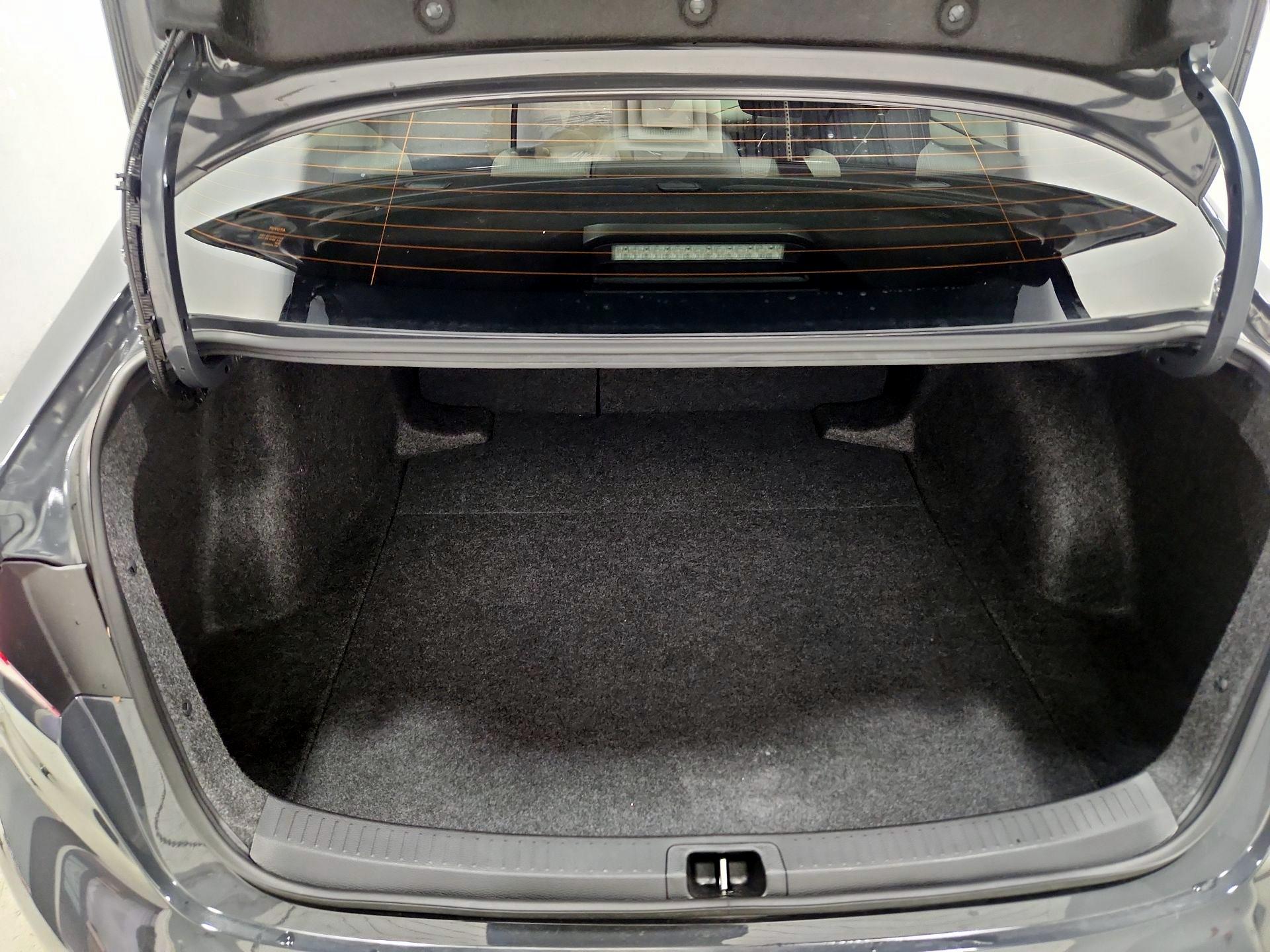 Thumbnail: 2025 Toyota Corolla - 20