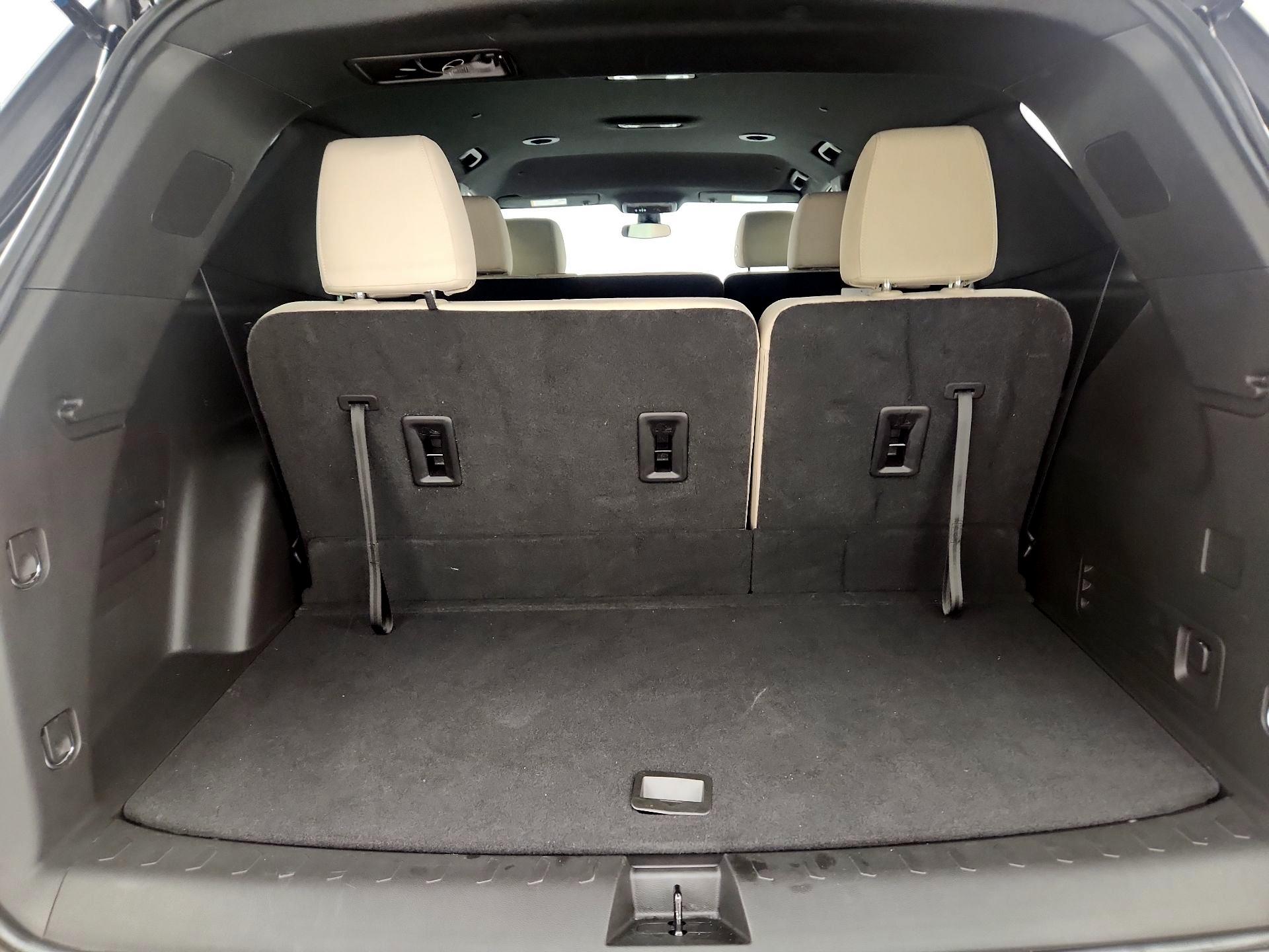 Thumbnail: 2022 Chevrolet Traverse - 19