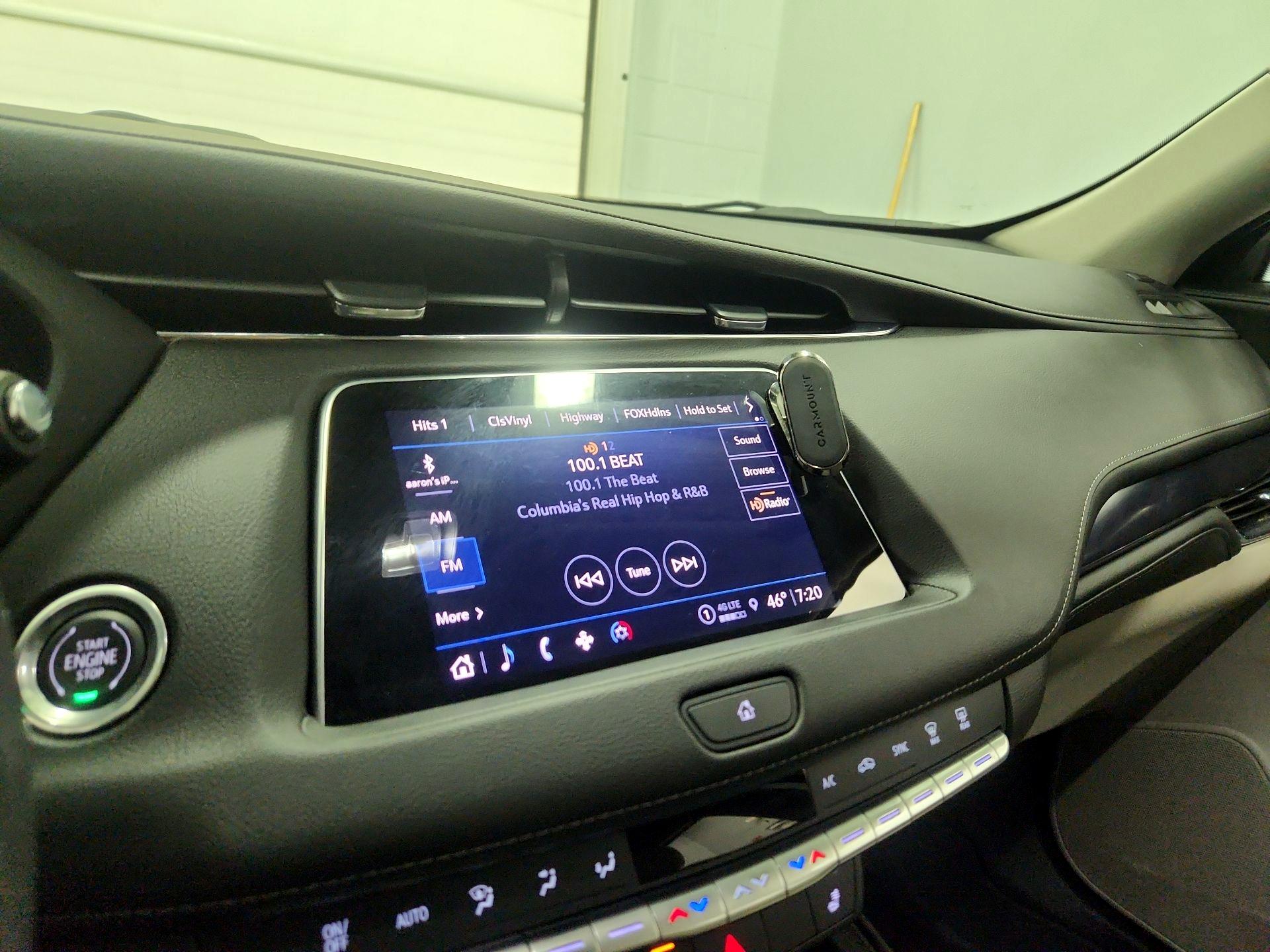 Thumbnail: 2023 Cadillac XT4 - 15