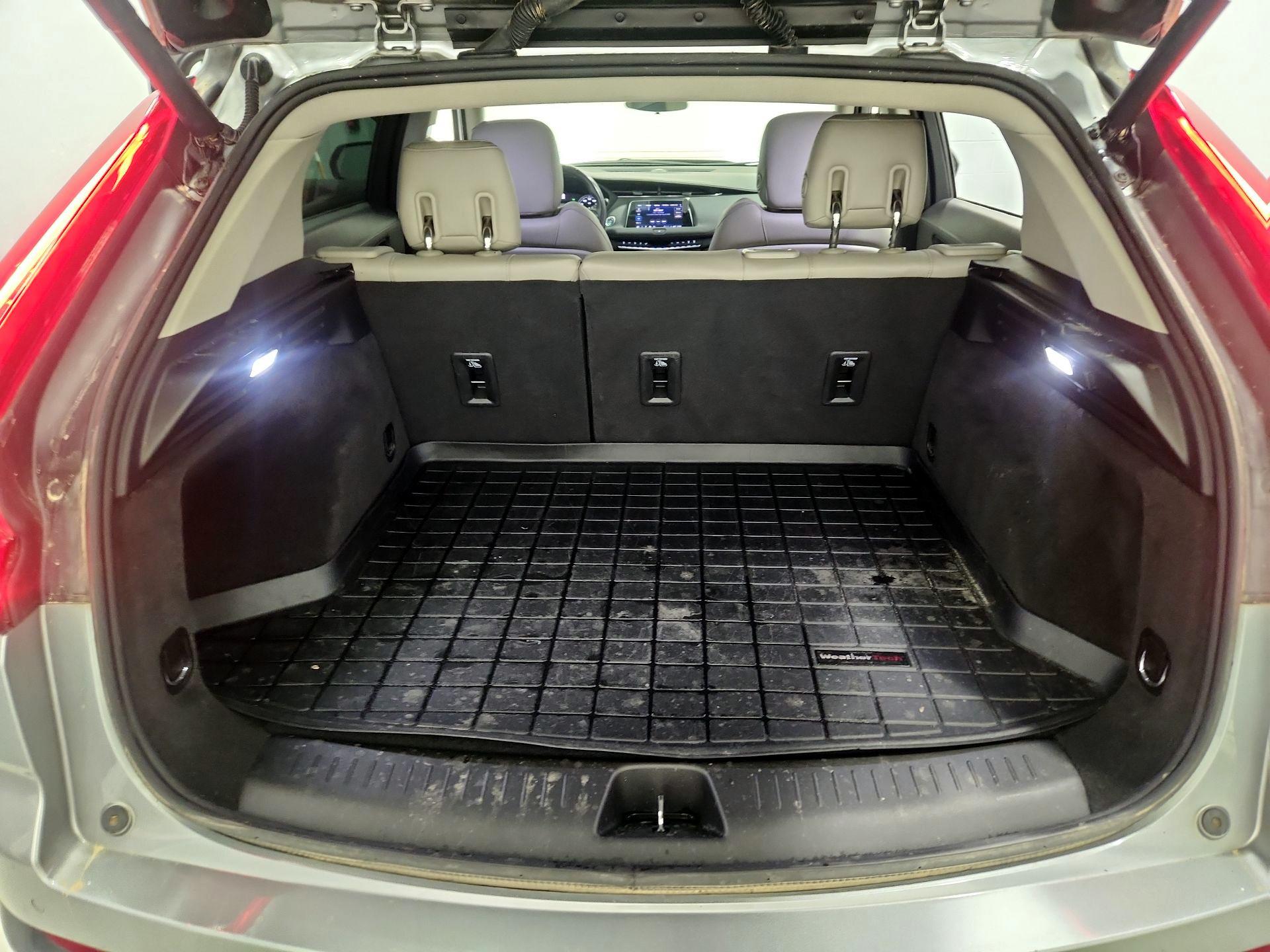 Thumbnail: 2023 Cadillac XT4 - 20