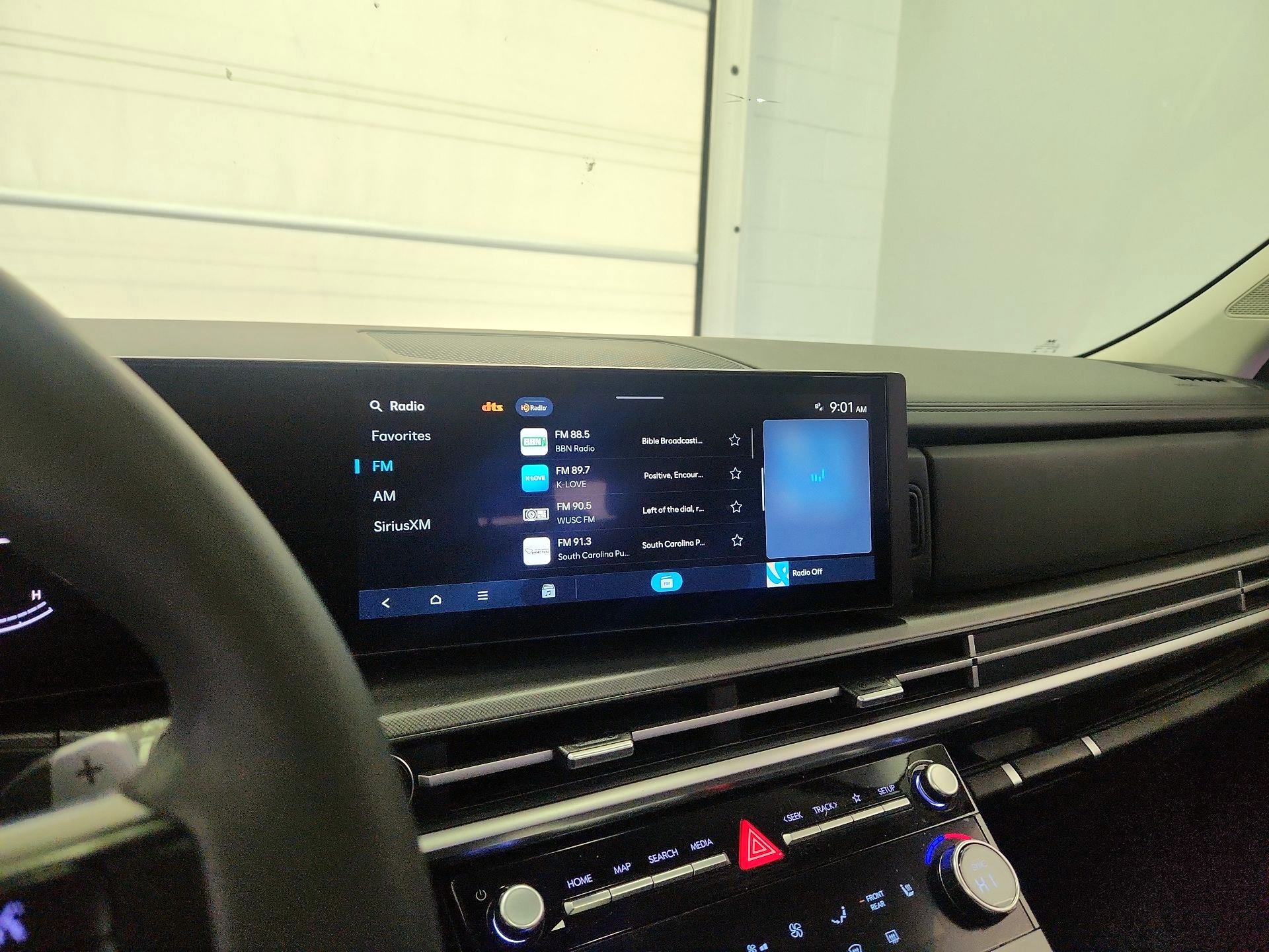 Thumbnail: 2024 Hyundai Santa Fe - 16