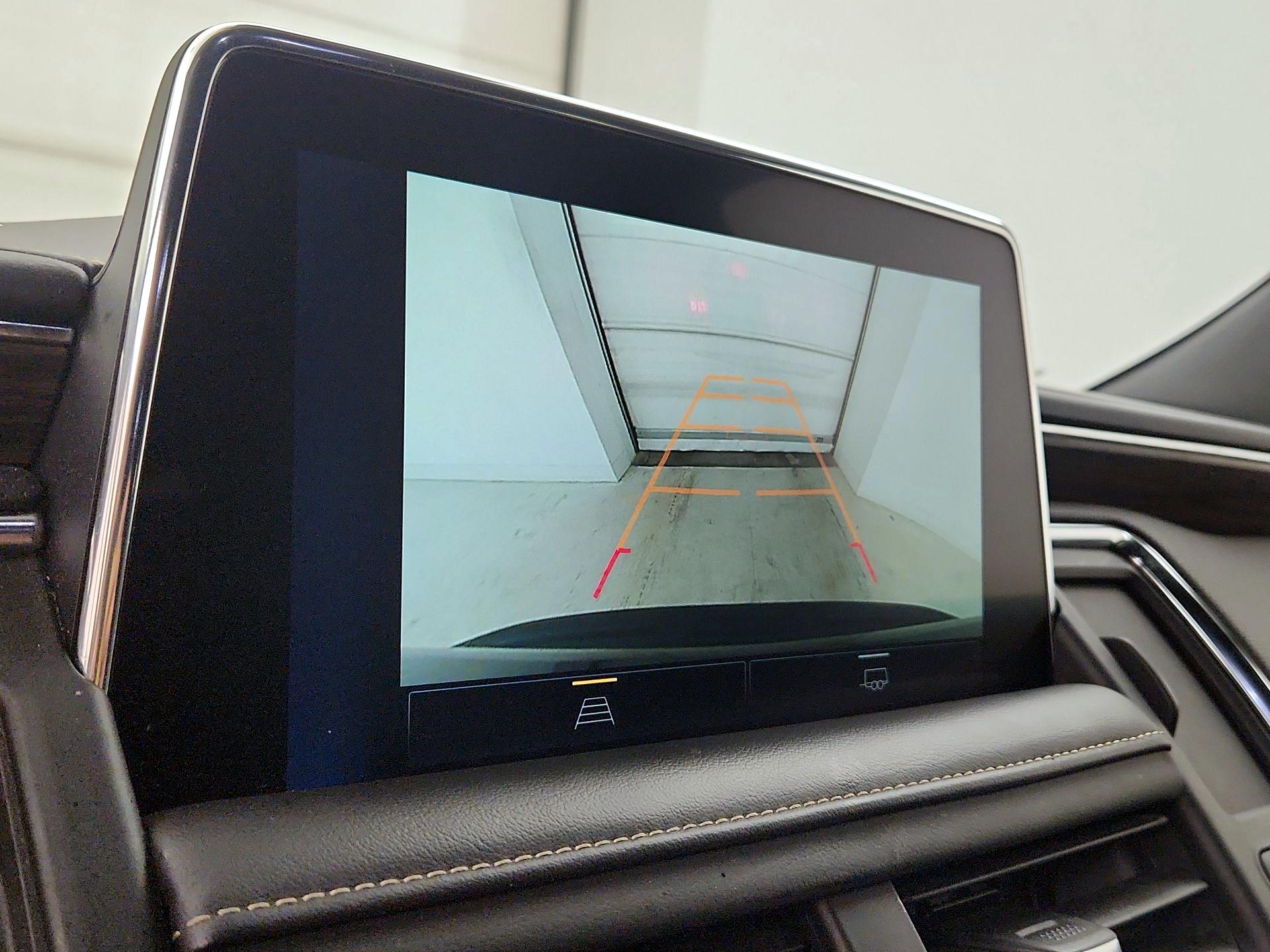 Thumbnail: 2023 Chevrolet Suburban - 14