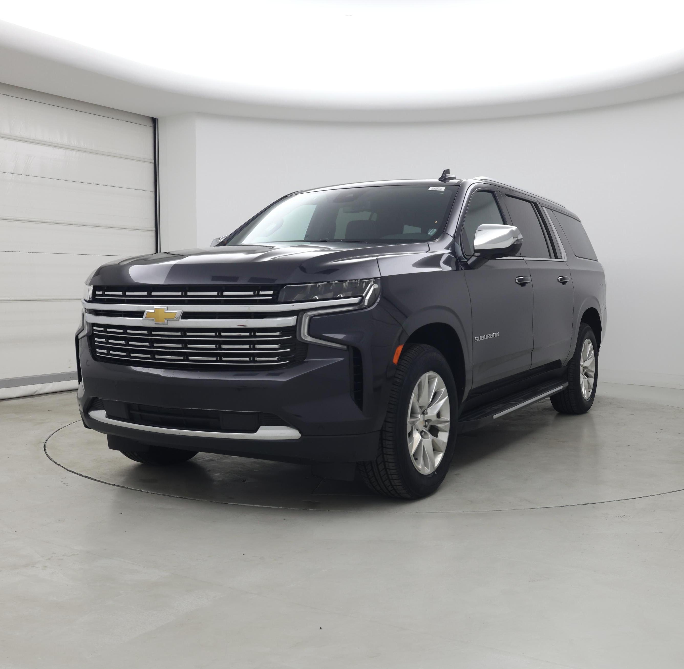 Thumbnail: 2023 Chevrolet Suburban - 4