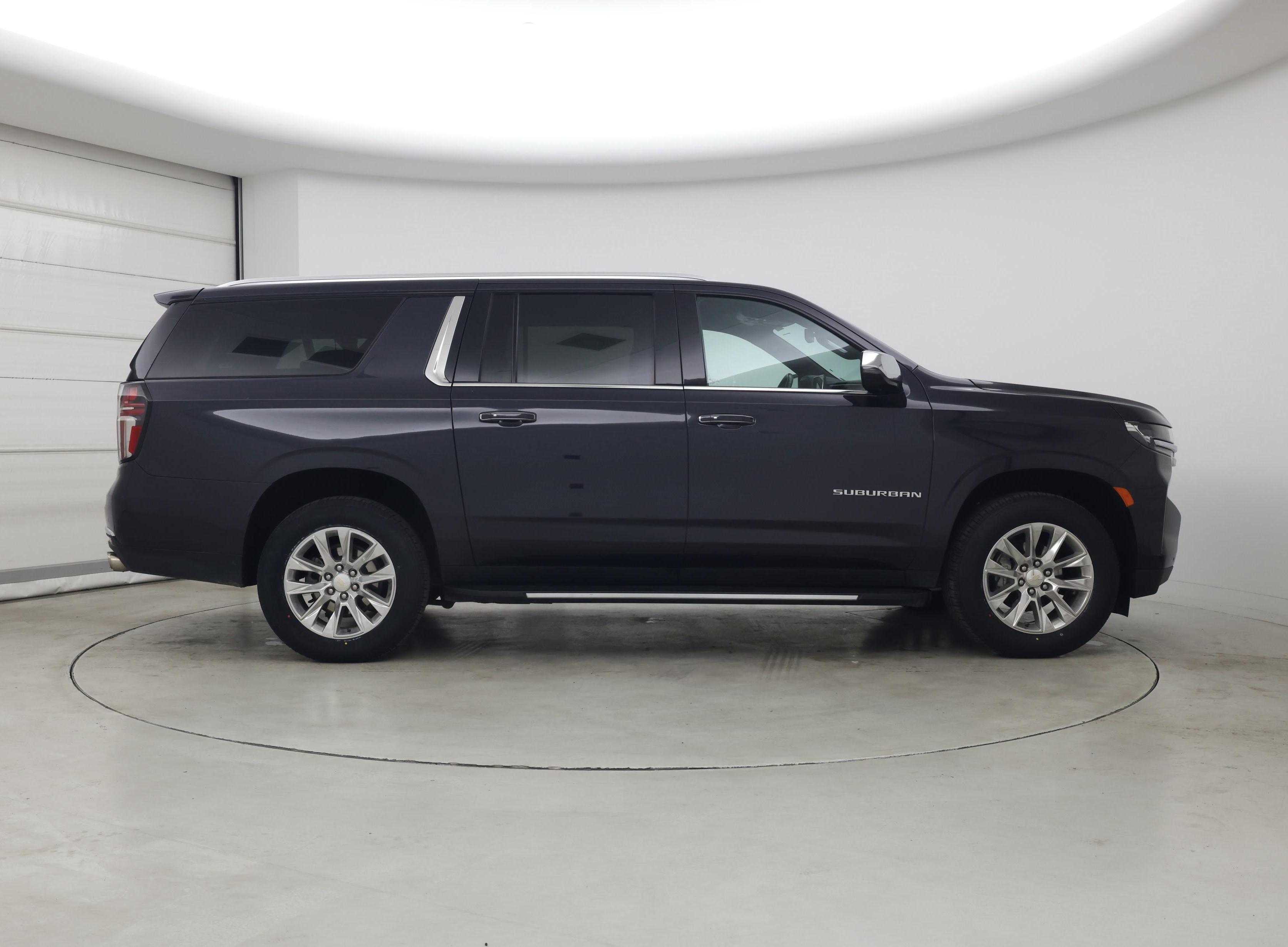 Thumbnail: 2023 Chevrolet Suburban - 7