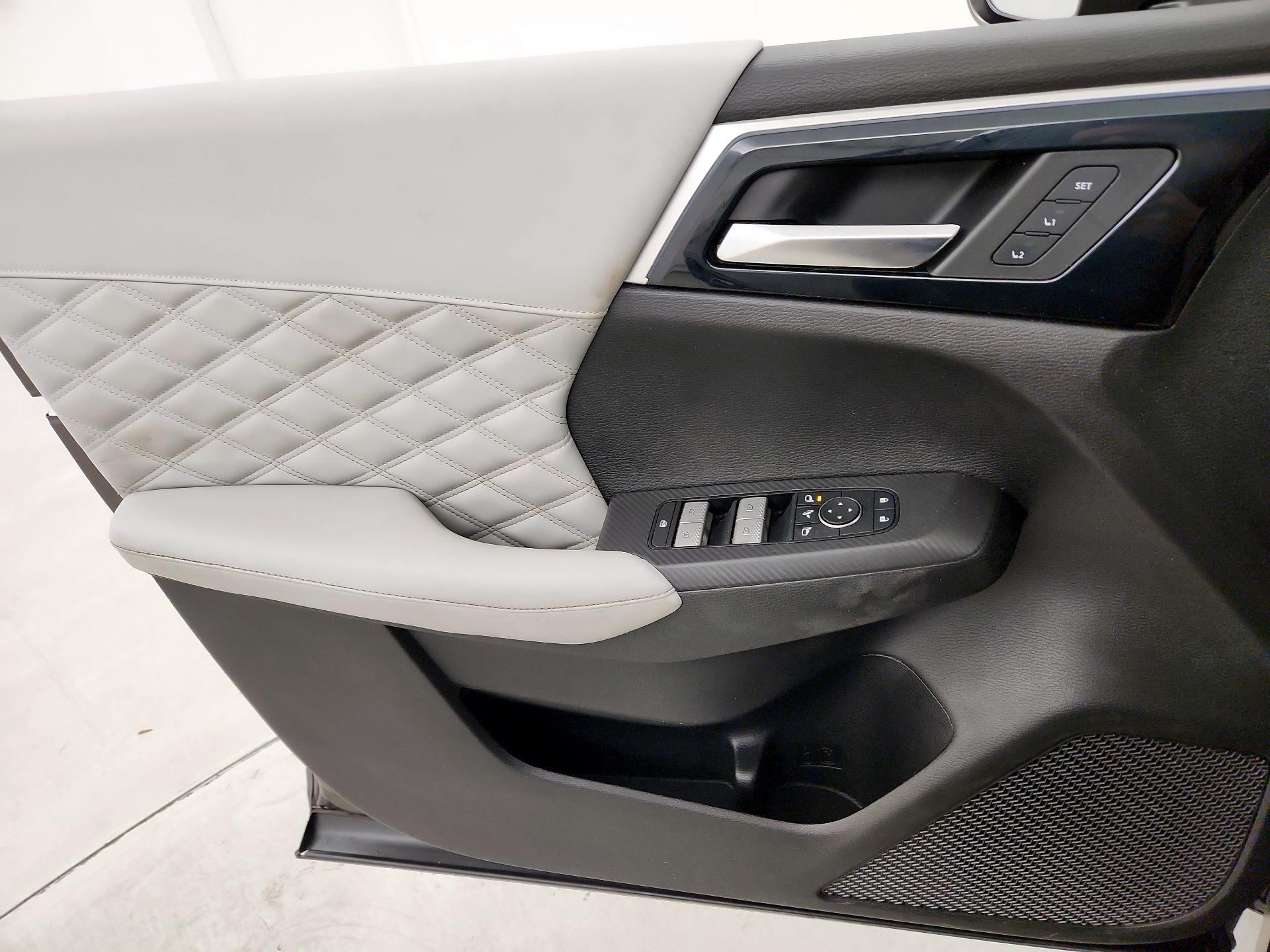 Thumbnail: 2022 Mitsubishi Outlander - 12