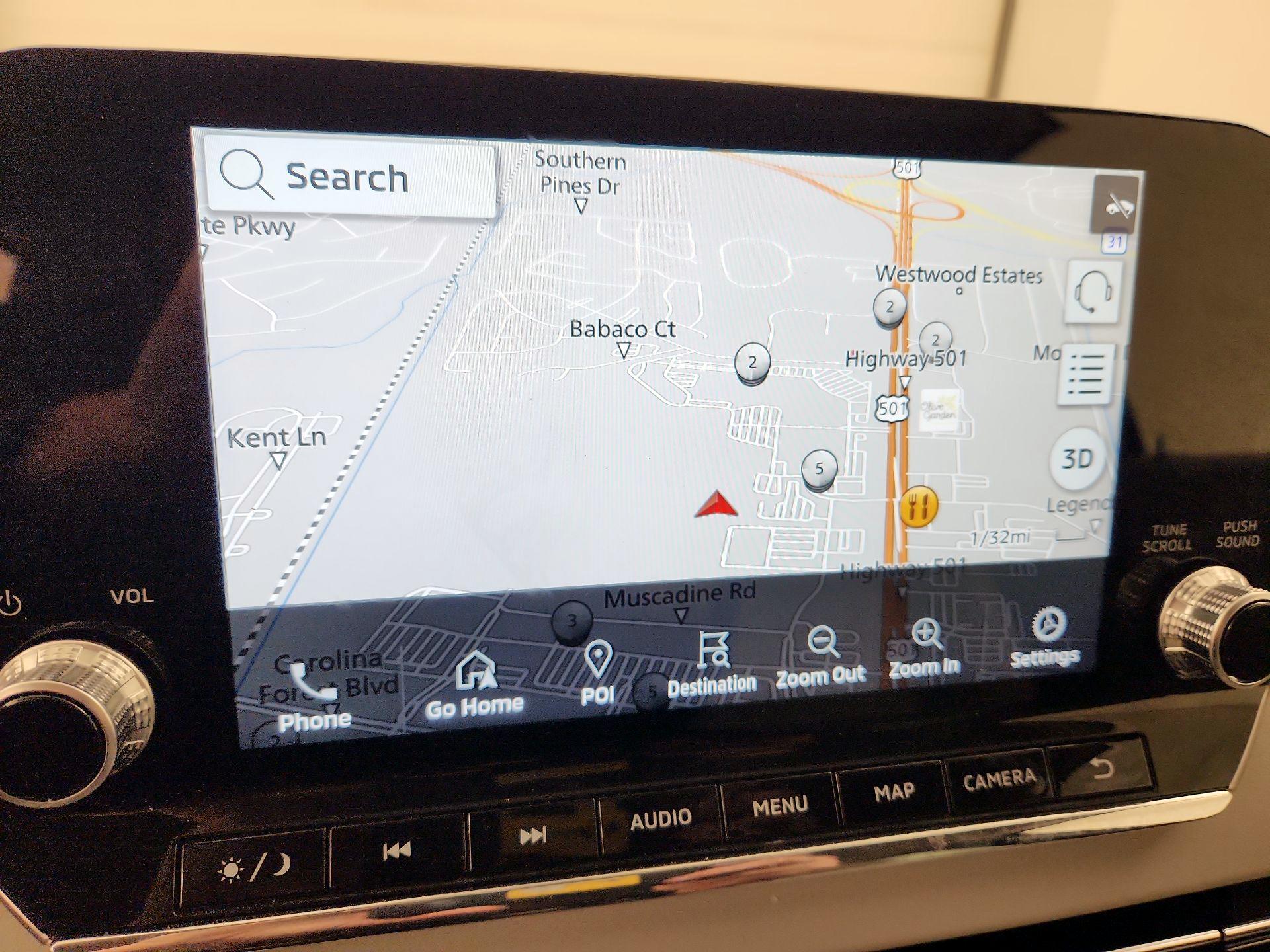 Thumbnail: 2022 Mitsubishi Outlander - 14