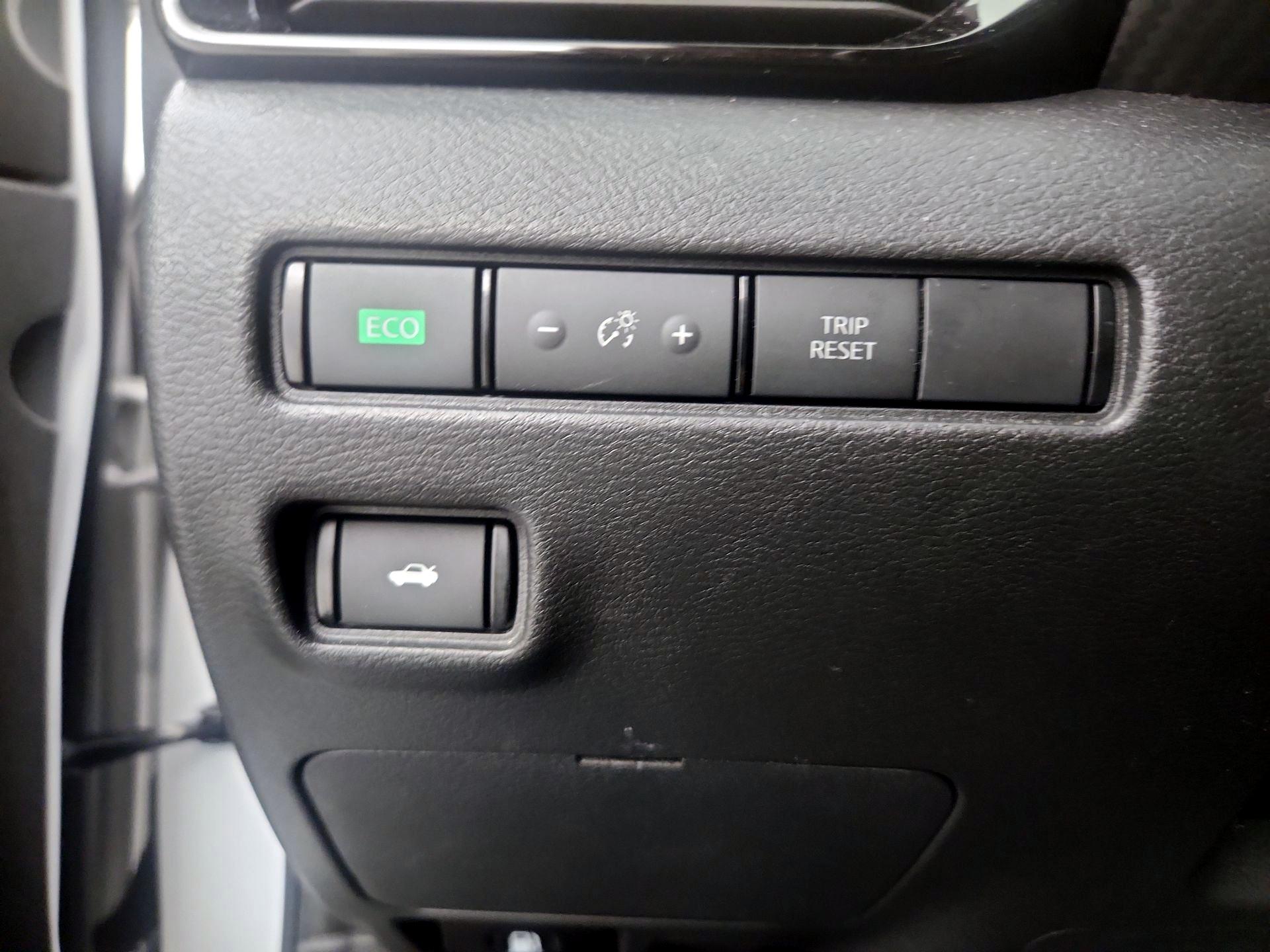 Thumbnail: 2022 Nissan Sentra - 13