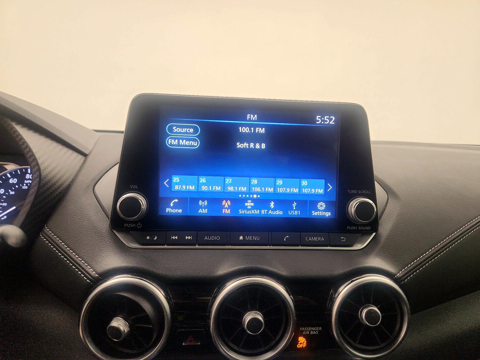 Thumbnail: 2022 Nissan Sentra - 15