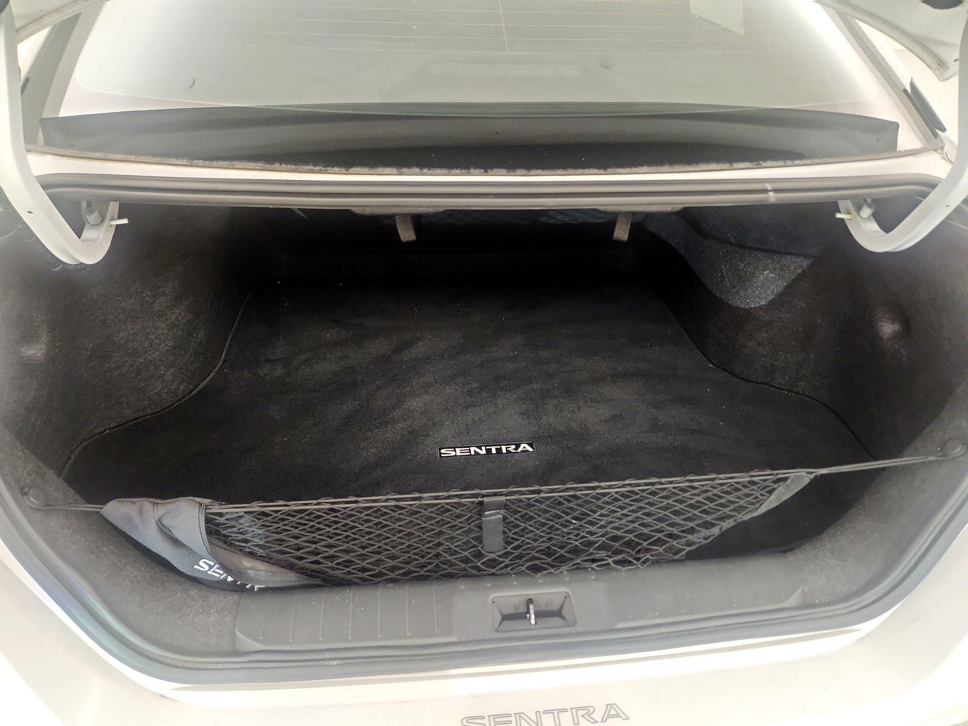 Thumbnail: 2022 Nissan Sentra - 20