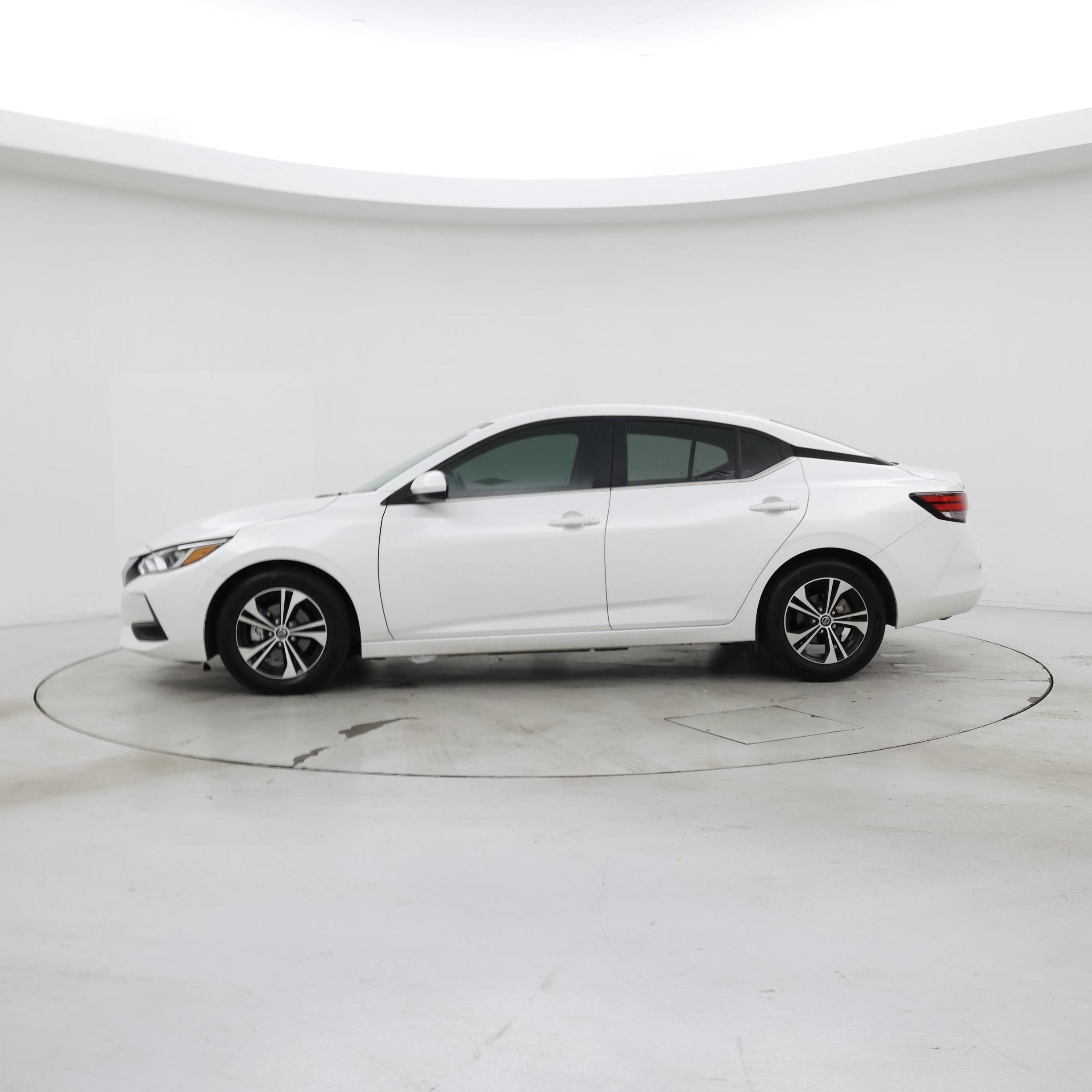 Thumbnail: 2022 Nissan Sentra - 3