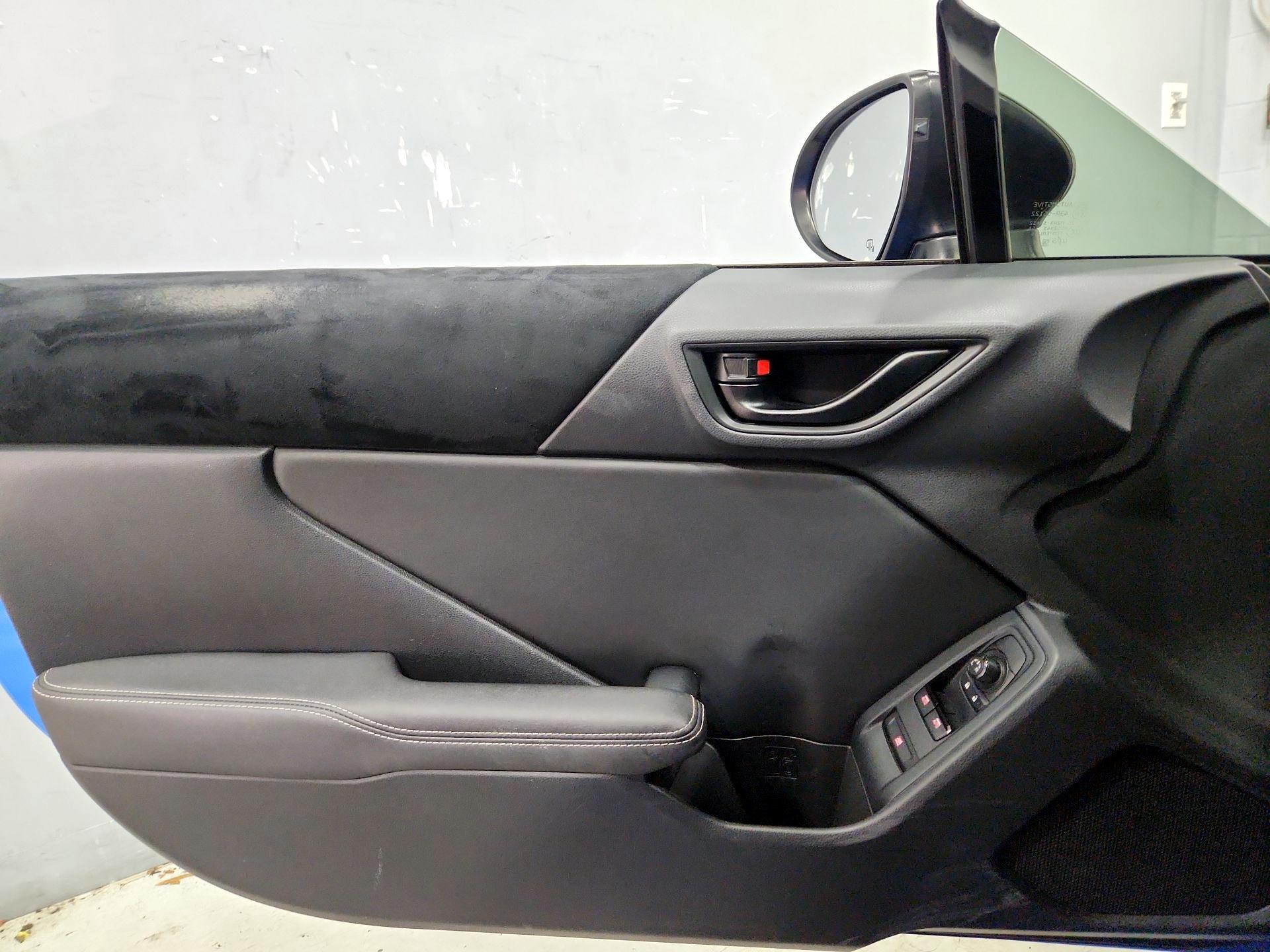 Thumbnail: 2023 Toyota GR86 - 12