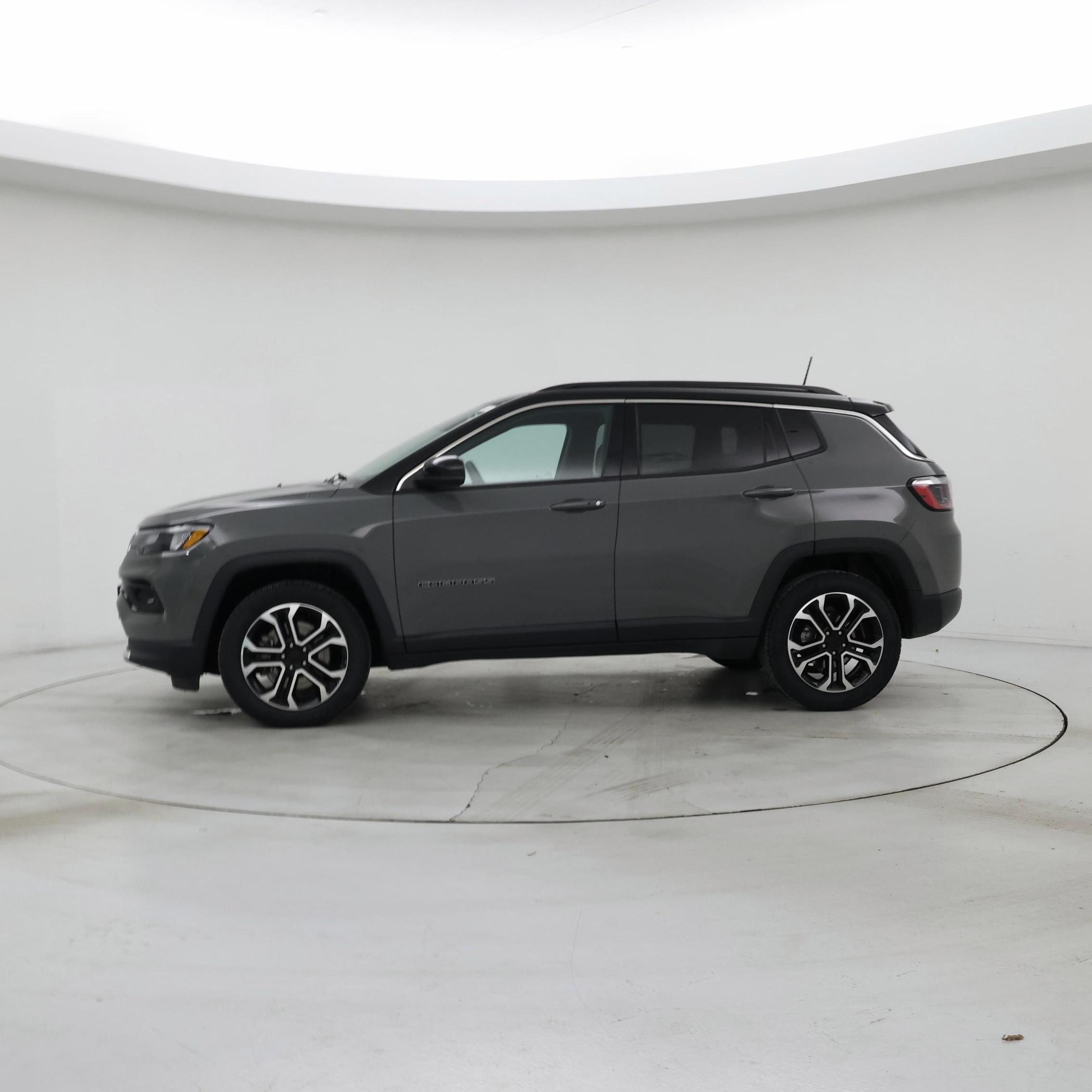 Thumbnail: 2023 Jeep Compass - 3