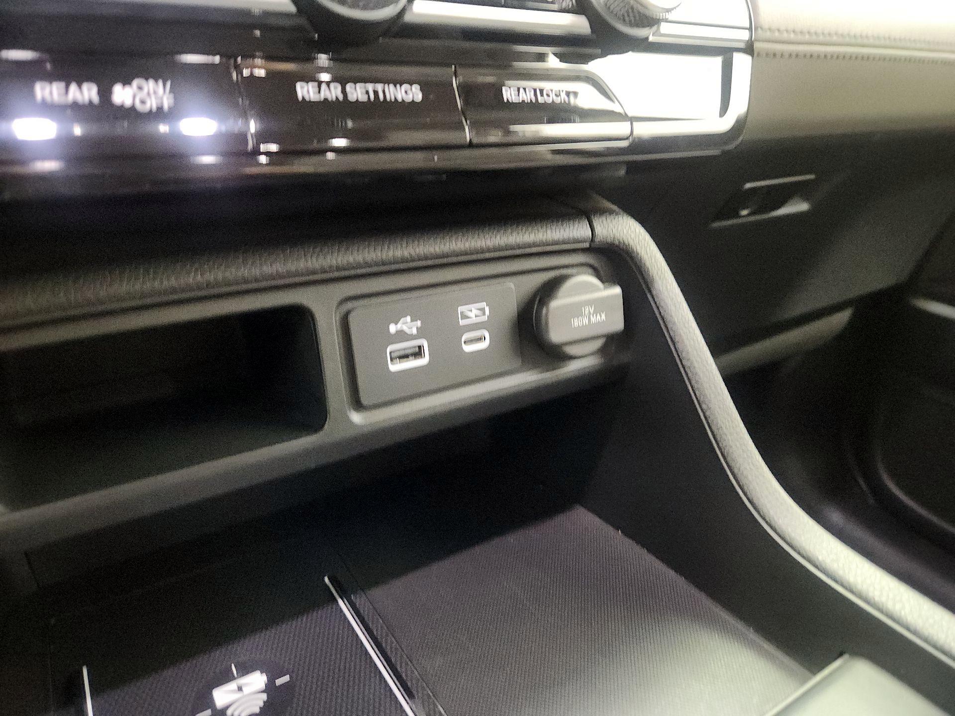 Thumbnail: 2025 Honda Pilot - 18