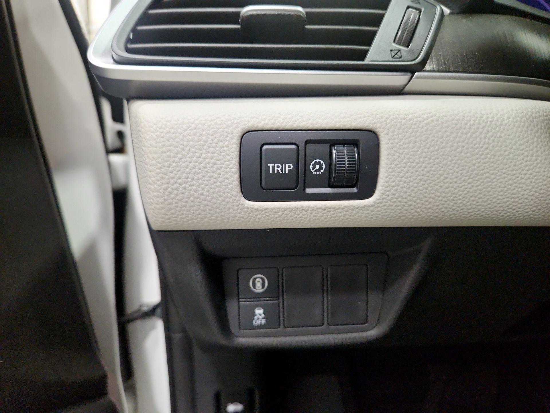 Thumbnail: 2018 Honda Accord - 13