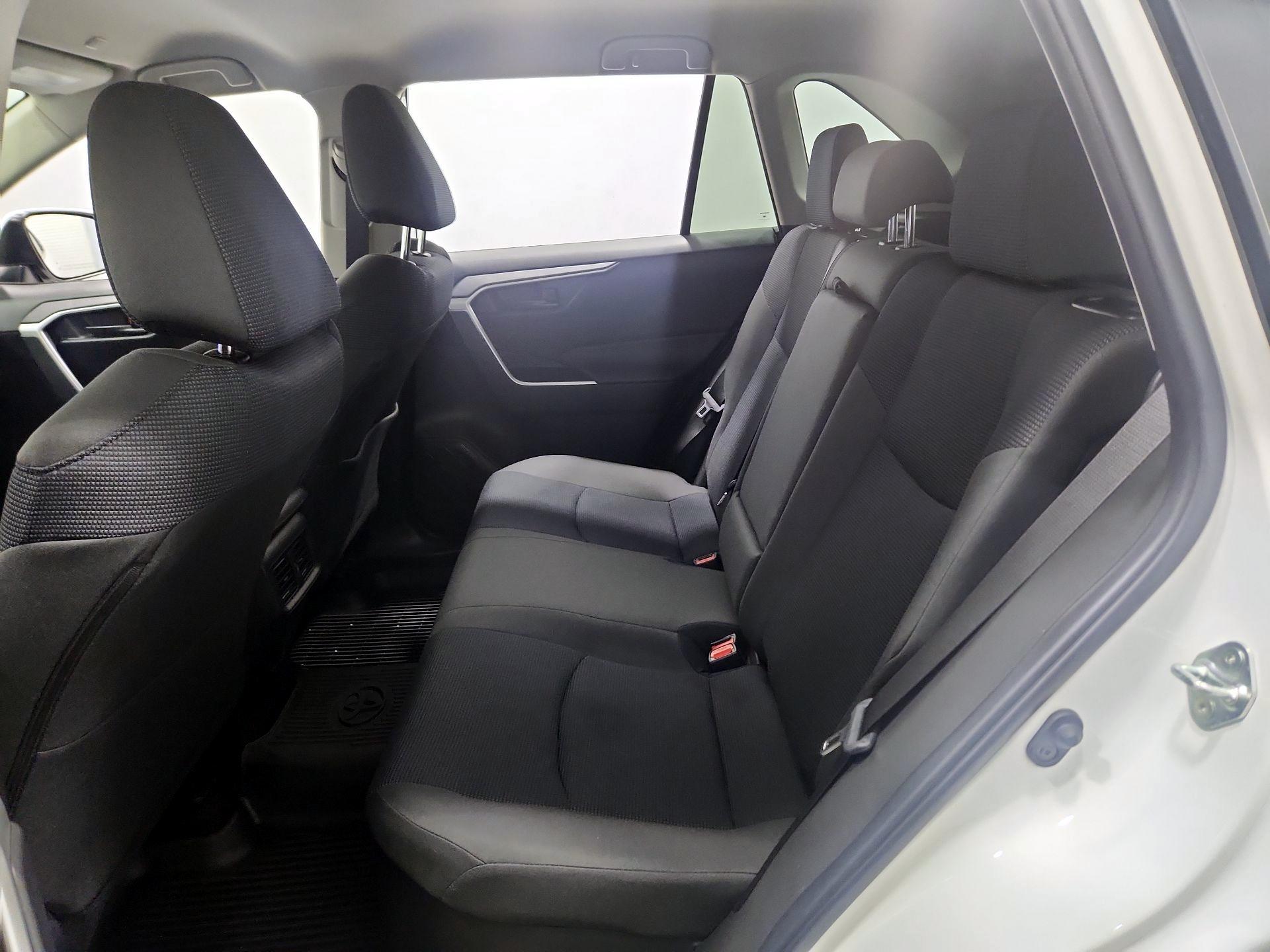 Thumbnail: 2024 Toyota RAV4 - 20